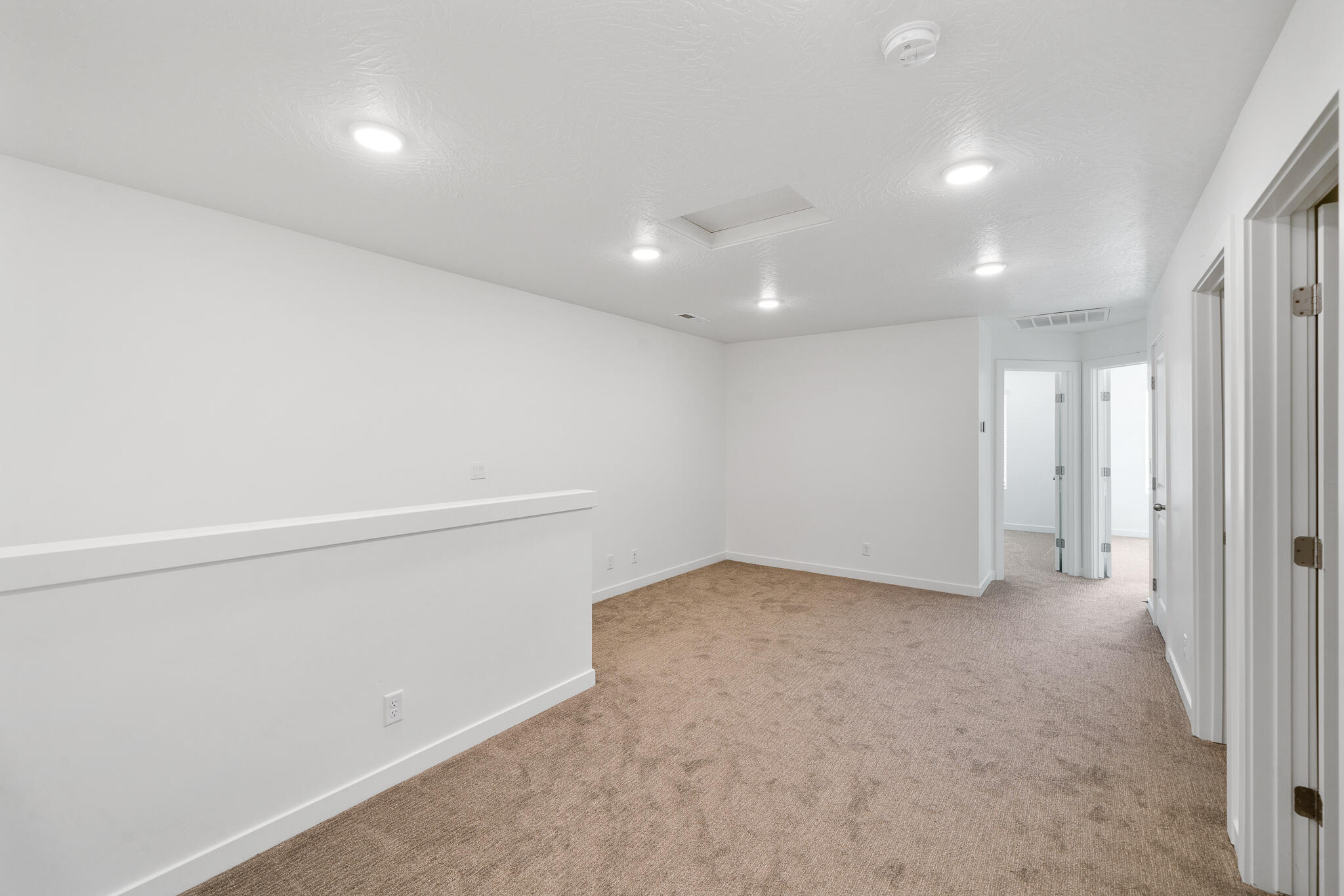 AUBURN HILLS - Residential