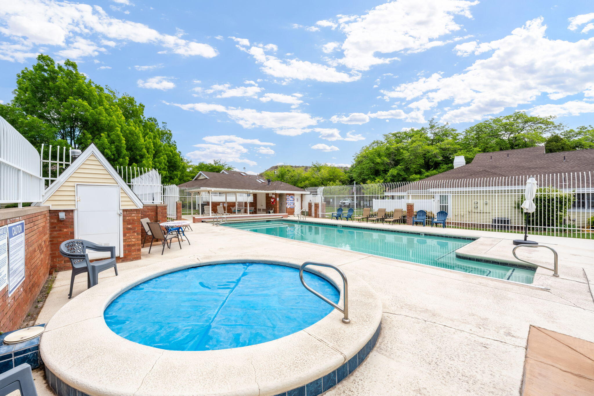 RED CANYON TOWNHOMES - Residential