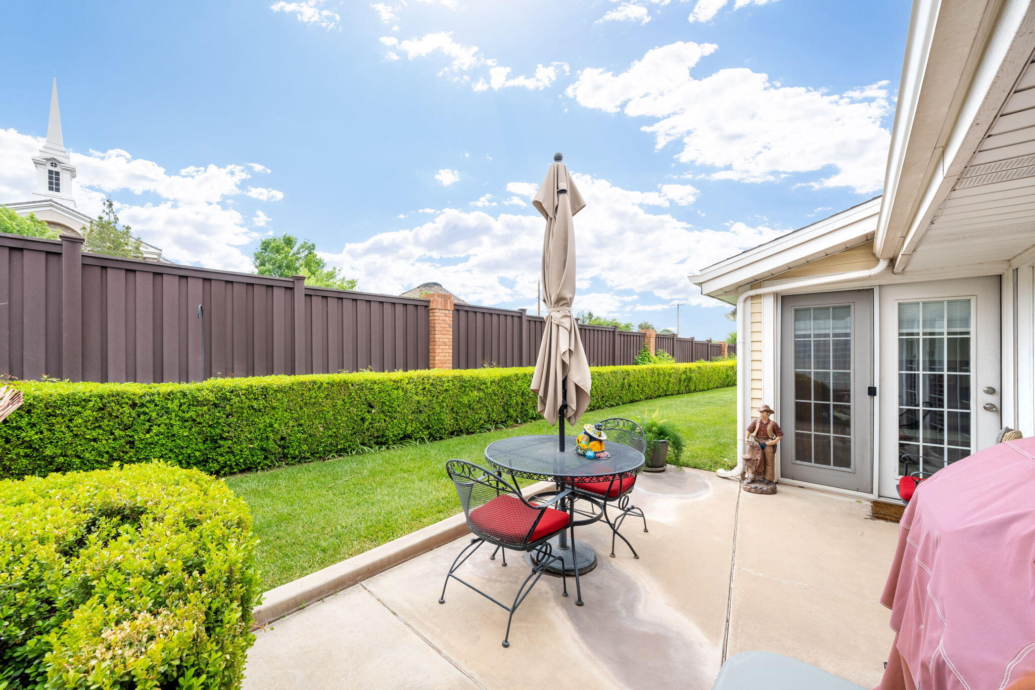 RED CANYON TOWNHOMES - Residential