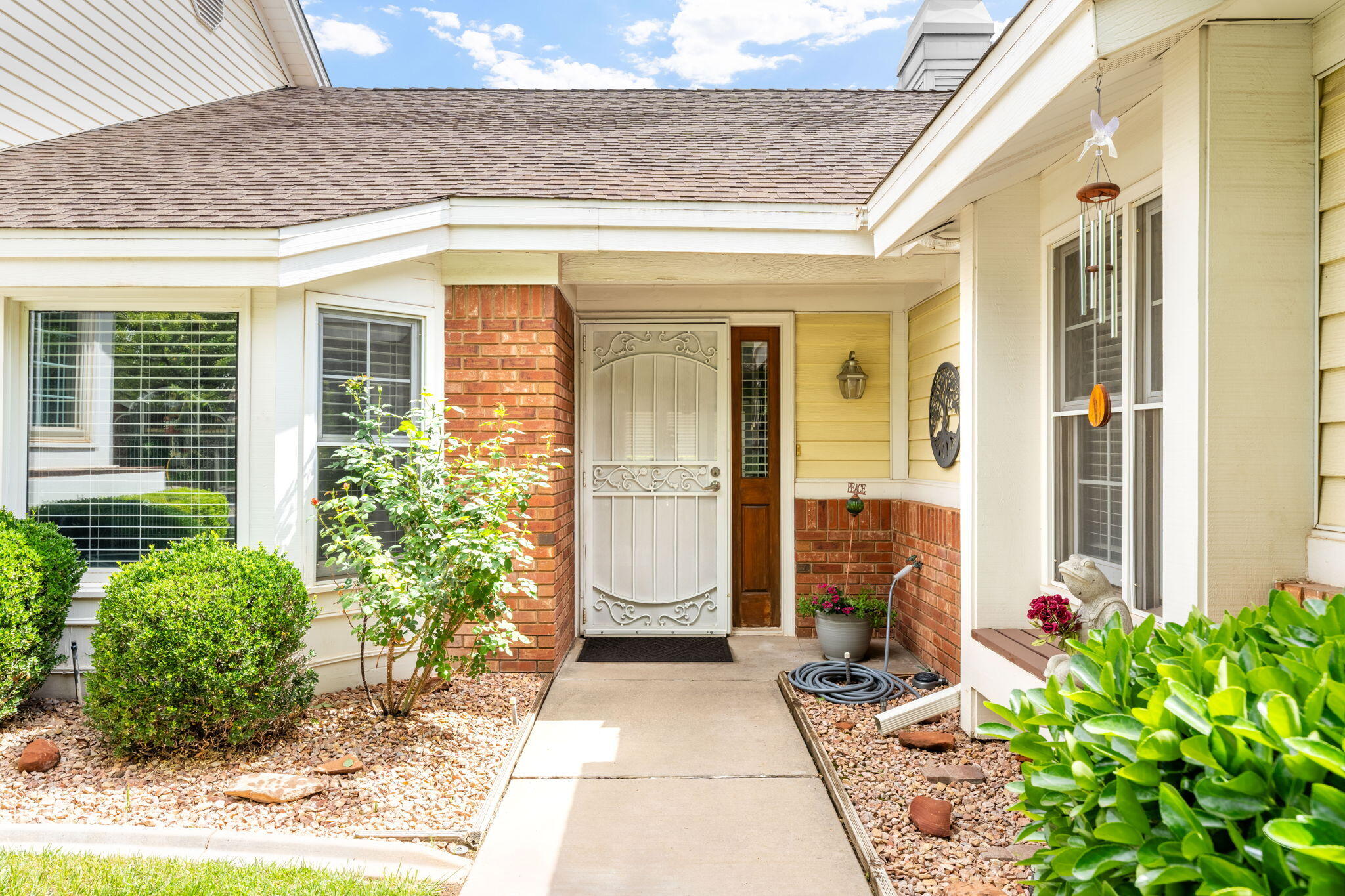 RED CANYON TOWNHOMES - Residential