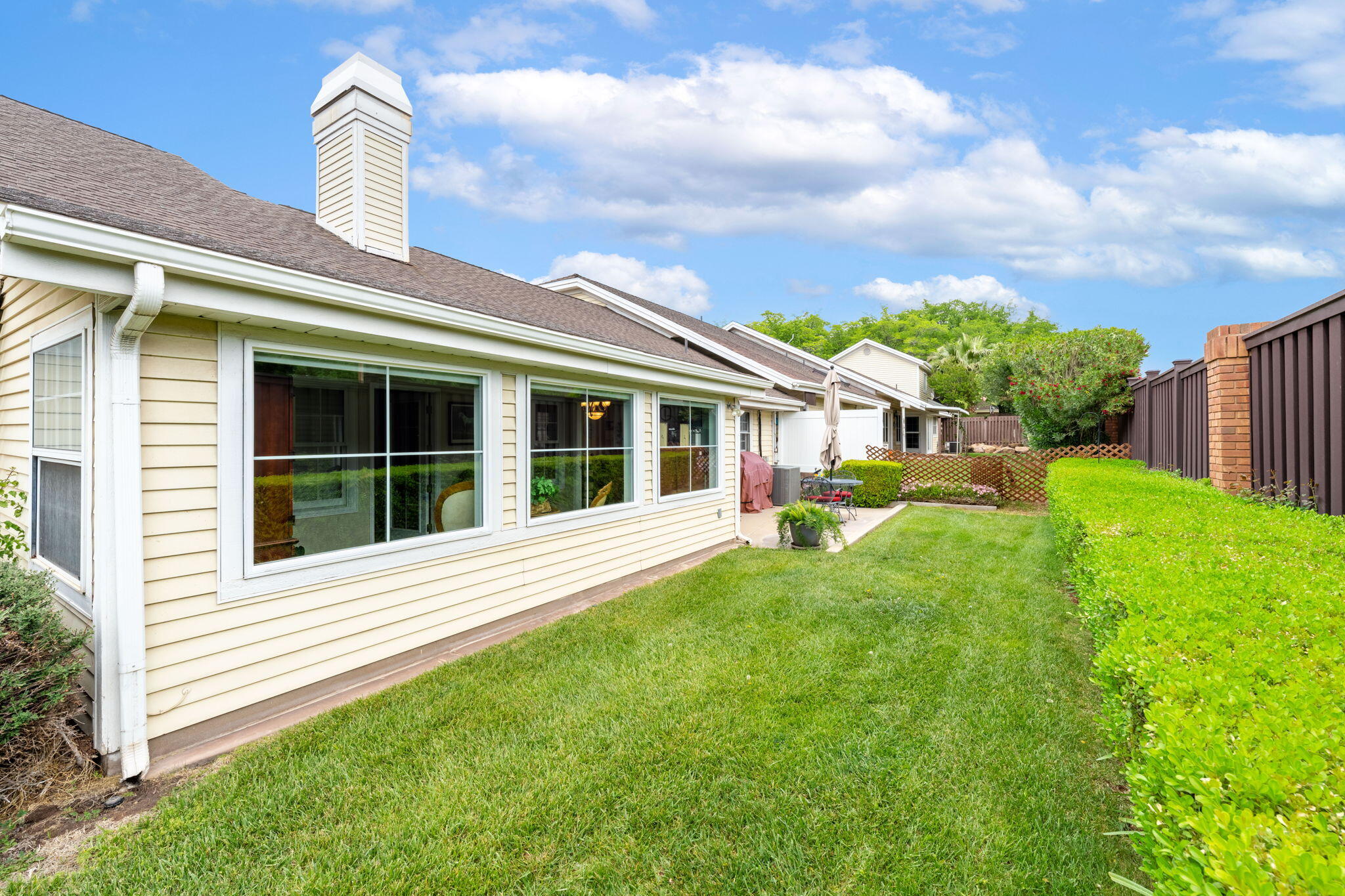 RED CANYON TOWNHOMES - Residential
