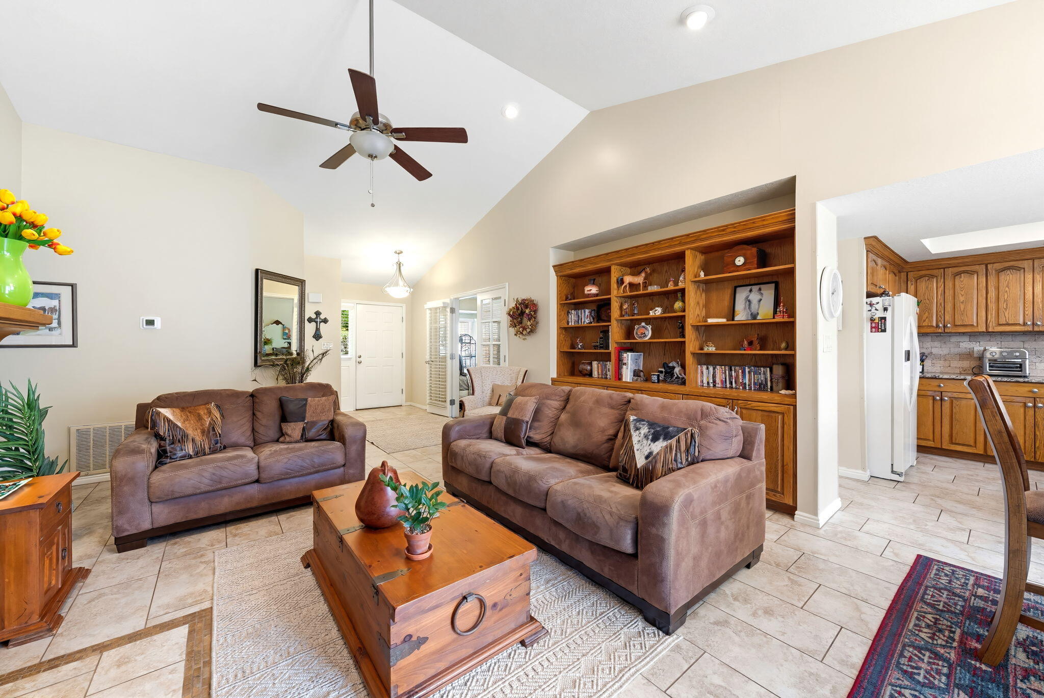 RED CANYON TOWNHOMES - Residential