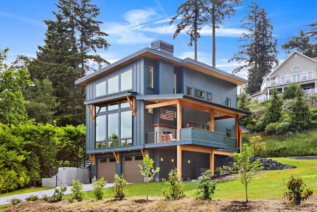 BLOOMINGTON HILLS - Land