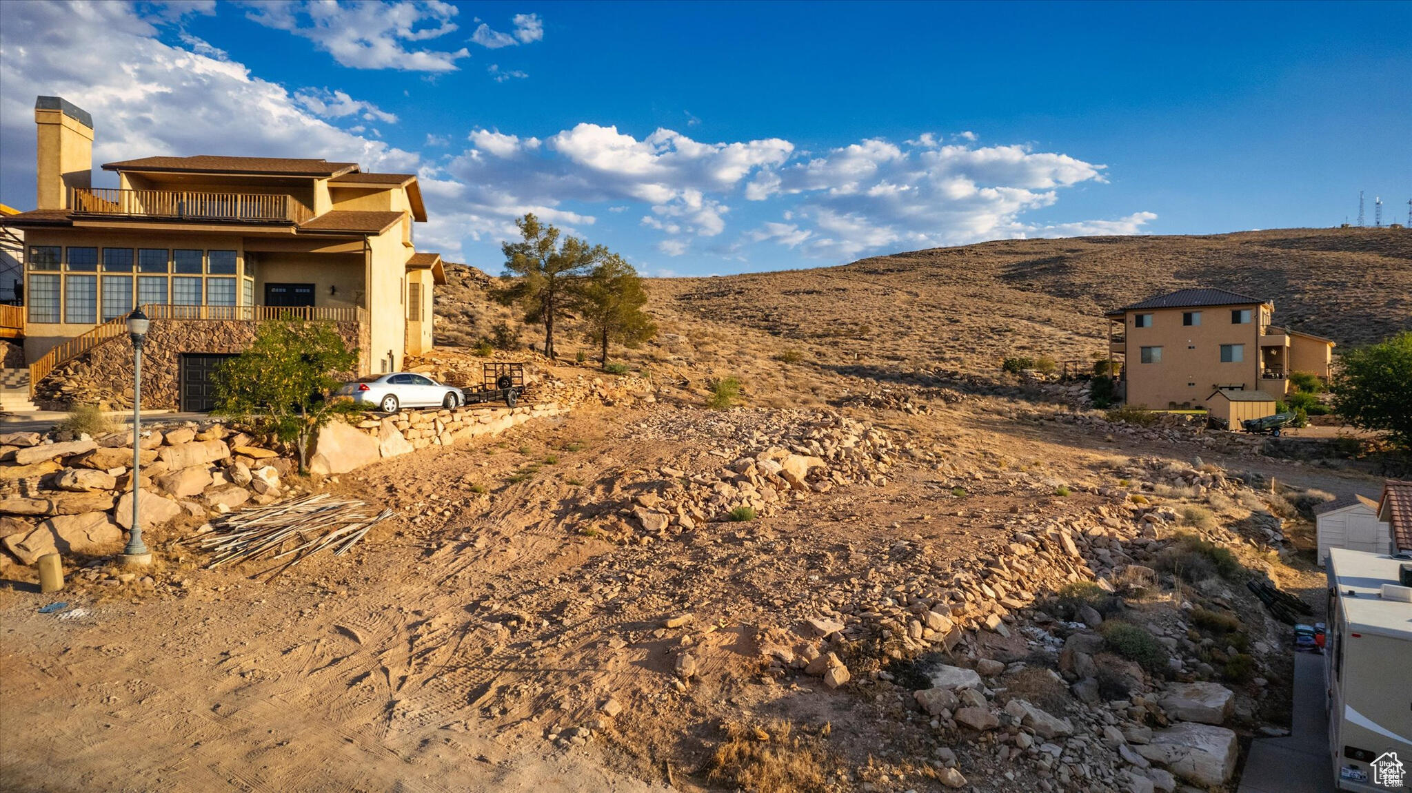 BLOOMINGTON HILLS - Land