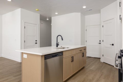 Tiny photo for 2188 W 380 S, Hurricane, UT 84737 (MLS # 26-273397)