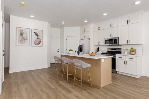 Tiny photo for 2188 W 380 S, Hurricane, UT 84737 (MLS # 26-273397)