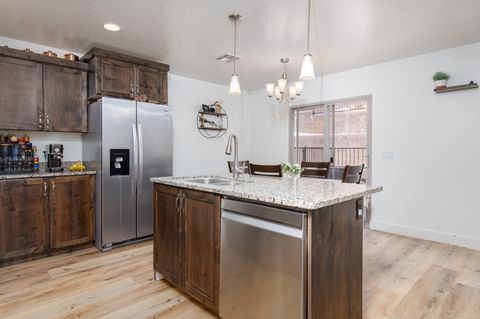 Tiny photo for 5836 S Challenger Way, Saint George, UT 84790 (MLS # 26-271406)
