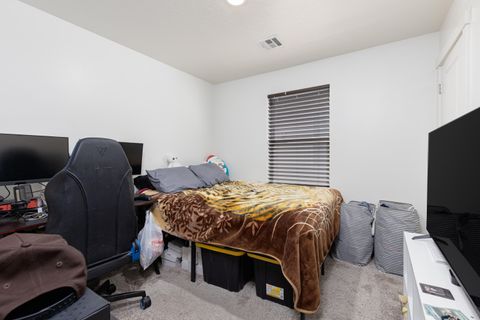 Tiny photo for 5836 S Challenger Way, Saint George, UT 84790 (MLS # 26-271406)