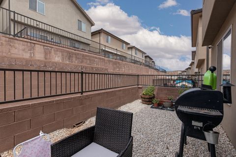 Tiny photo for 5836 S Challenger Way, Saint George, UT 84790 (MLS # 26-271406)