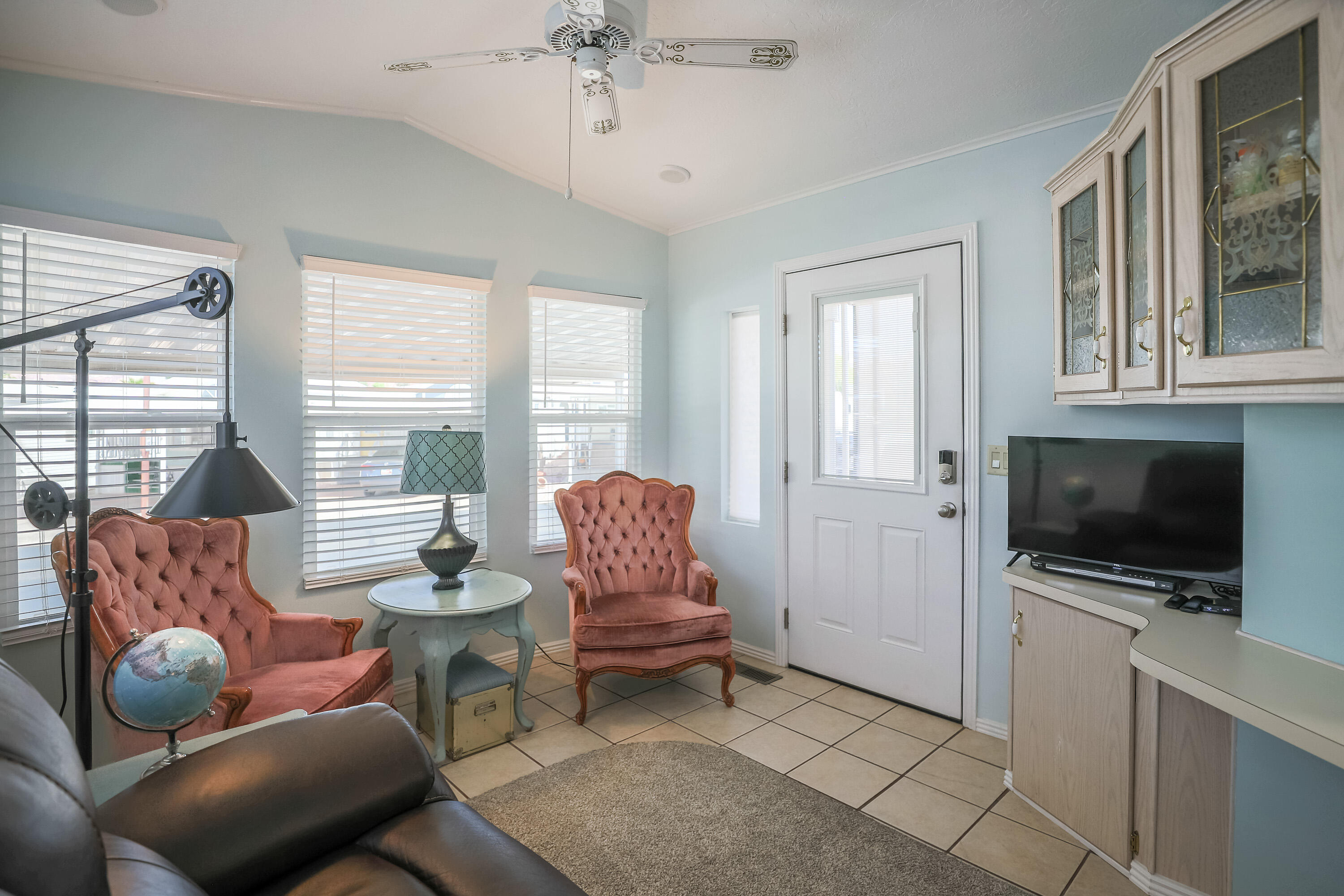 DIXIE DOWNS RV RESORT - Residential