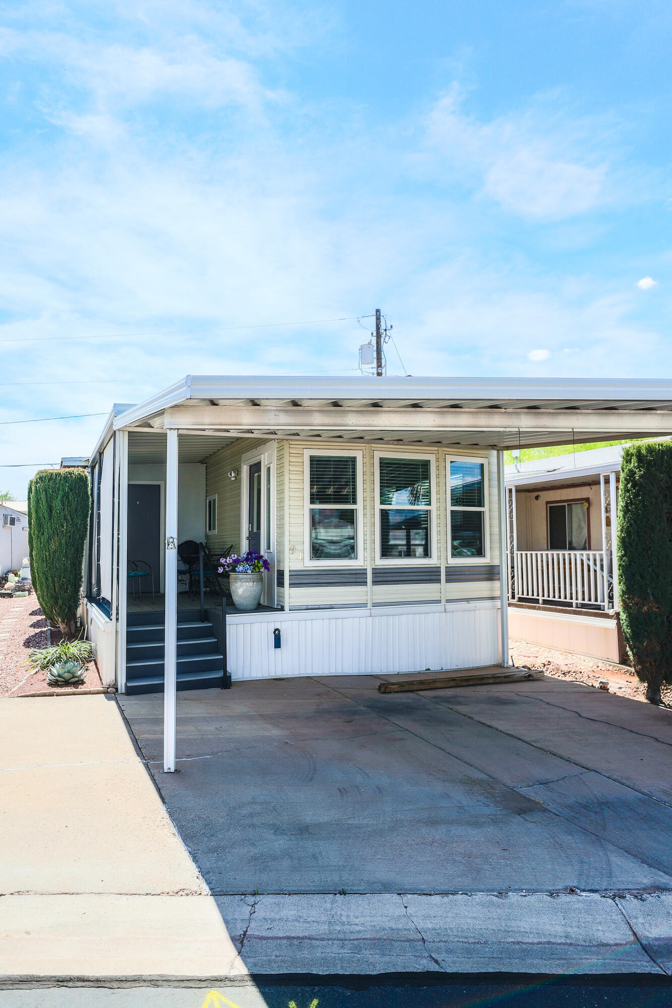 DIXIE DOWNS RV RESORT - Residential