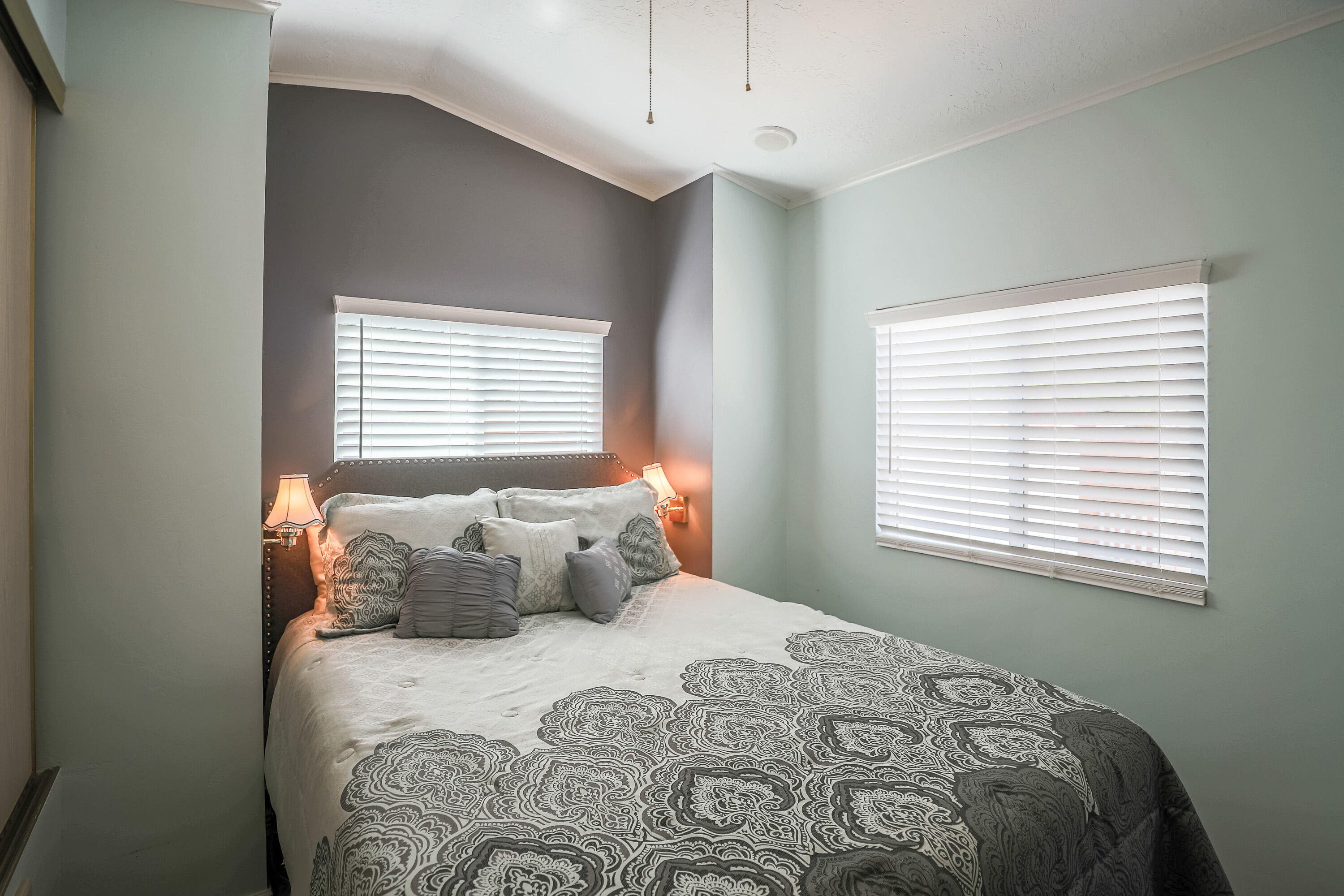 DIXIE DOWNS RV RESORT - Residential