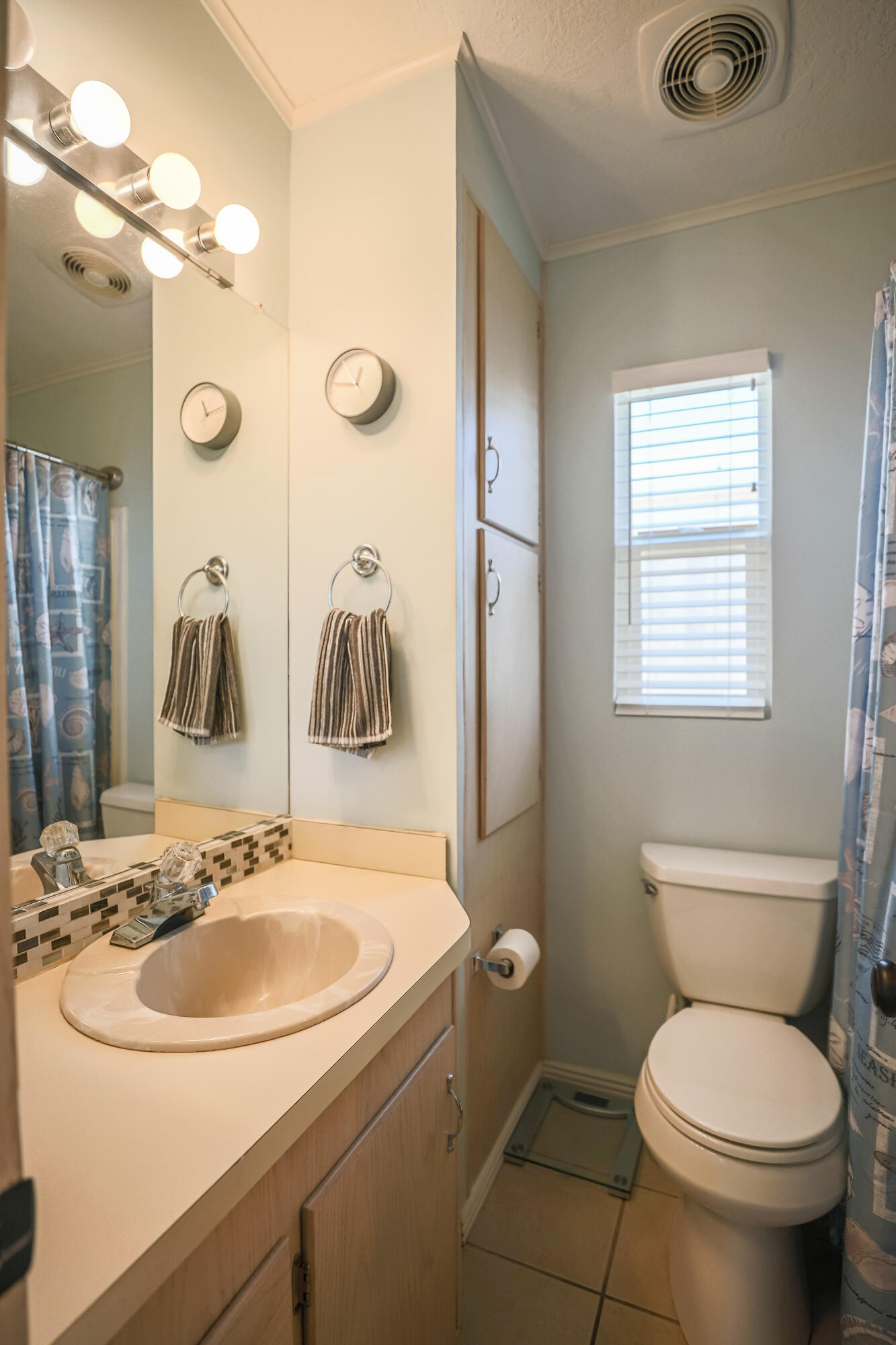 DIXIE DOWNS RV RESORT - Residential