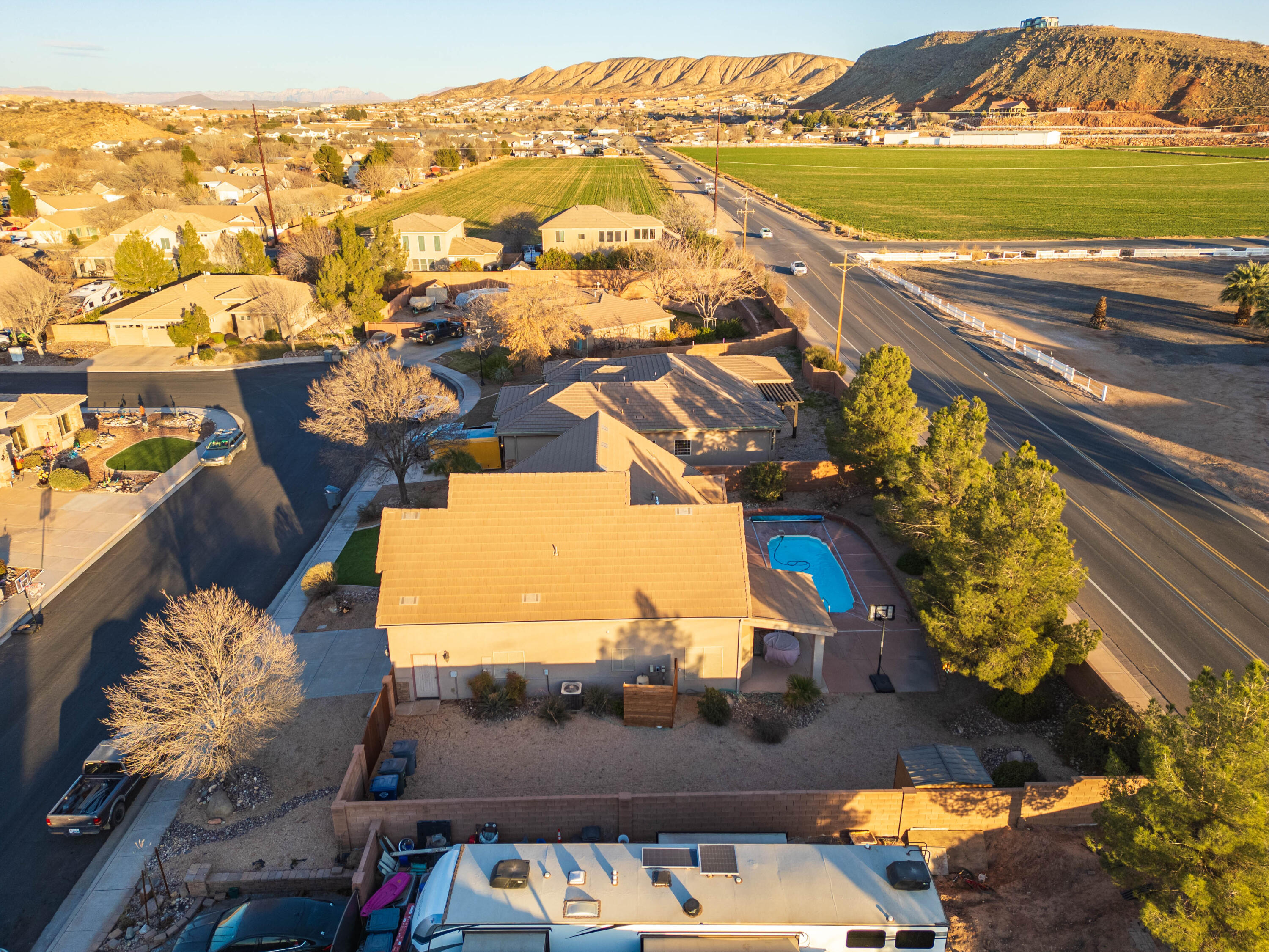 STONECREEK MEADOWS - Residential