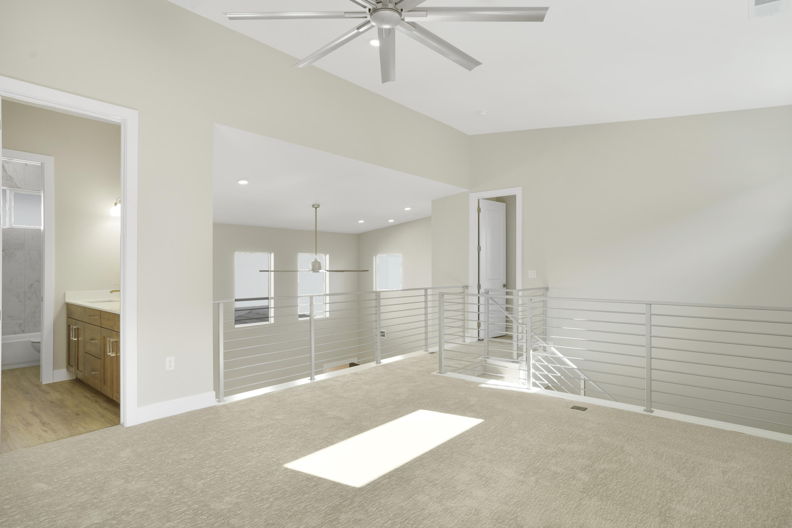 EAGLE POINTE - Residential