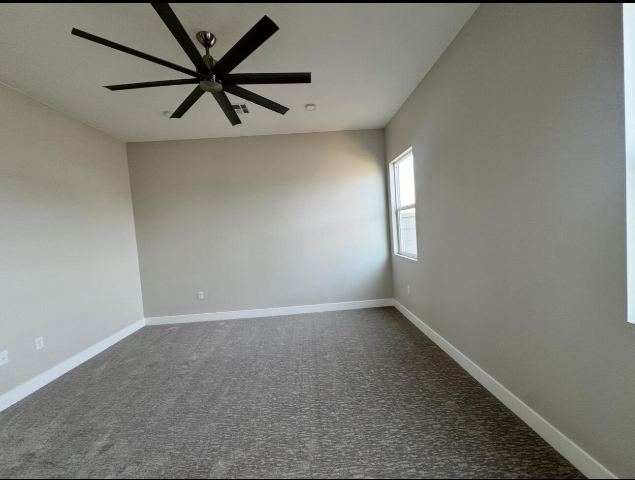 EAGLE POINTE - Residential