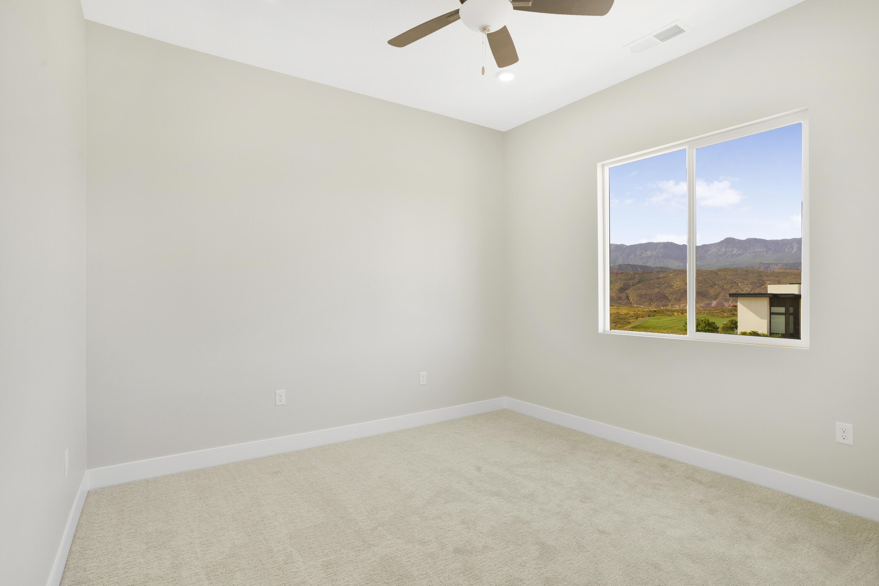EAGLE POINTE - Residential
