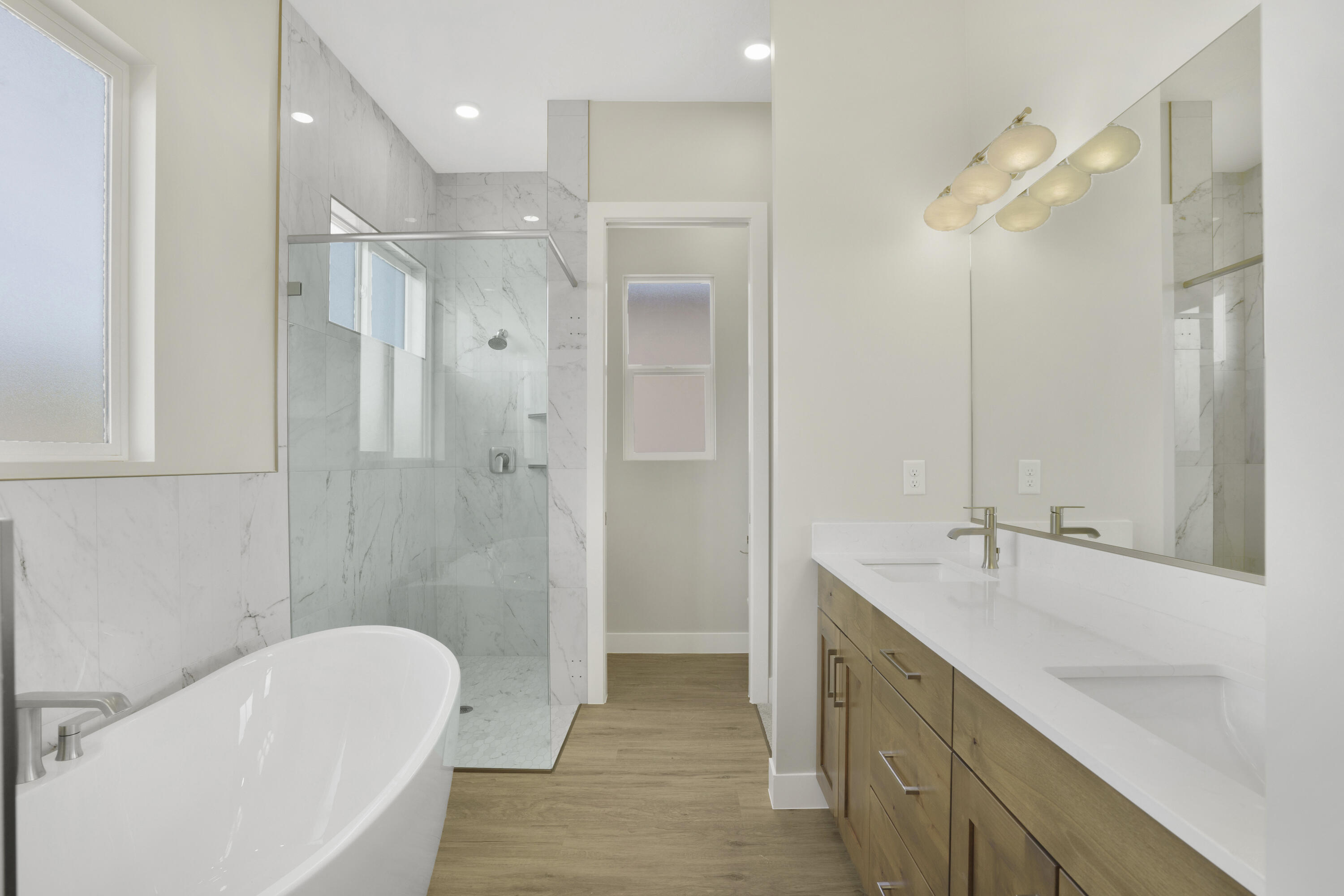 EAGLE POINTE - Residential