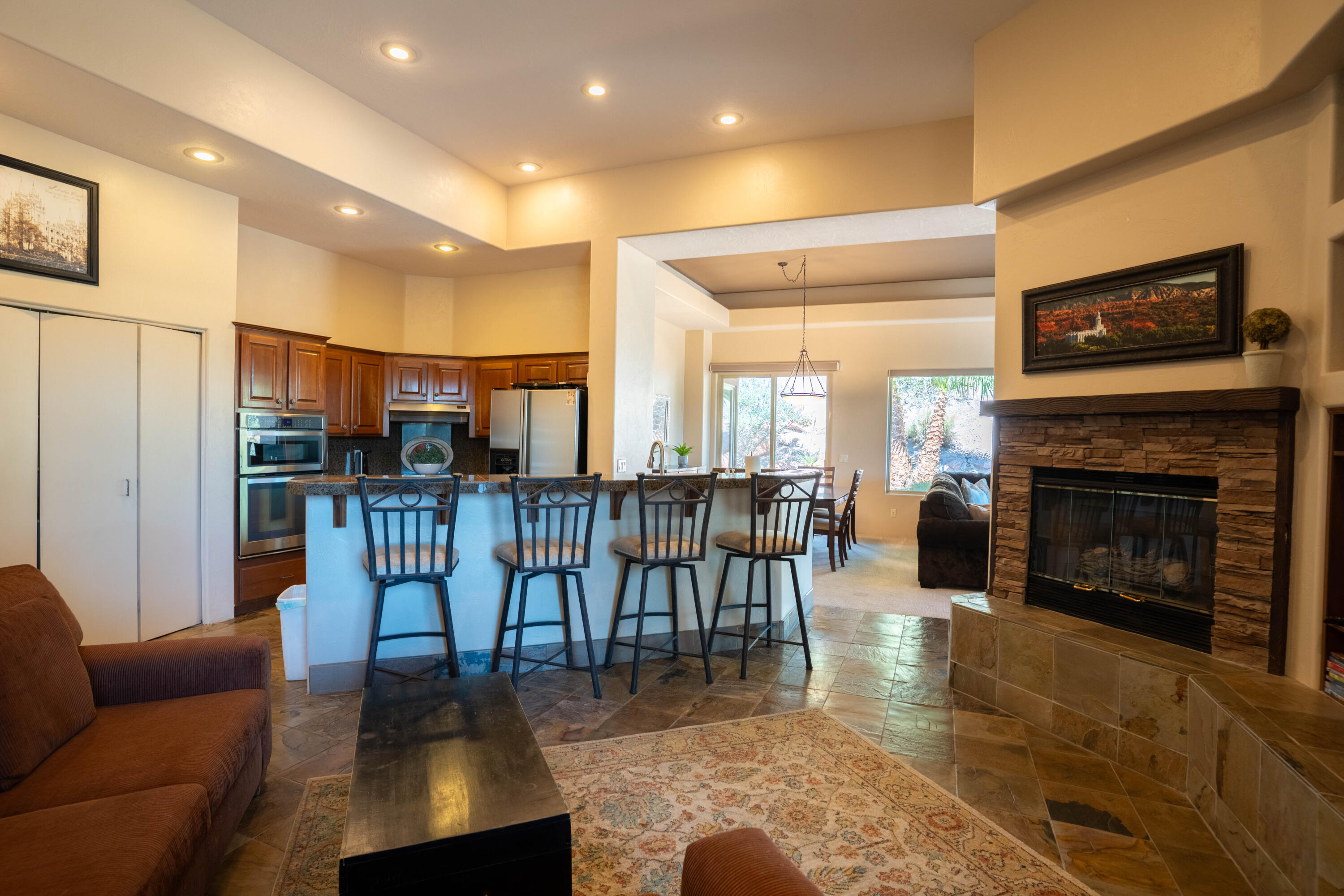 CROWN POINT - Residential