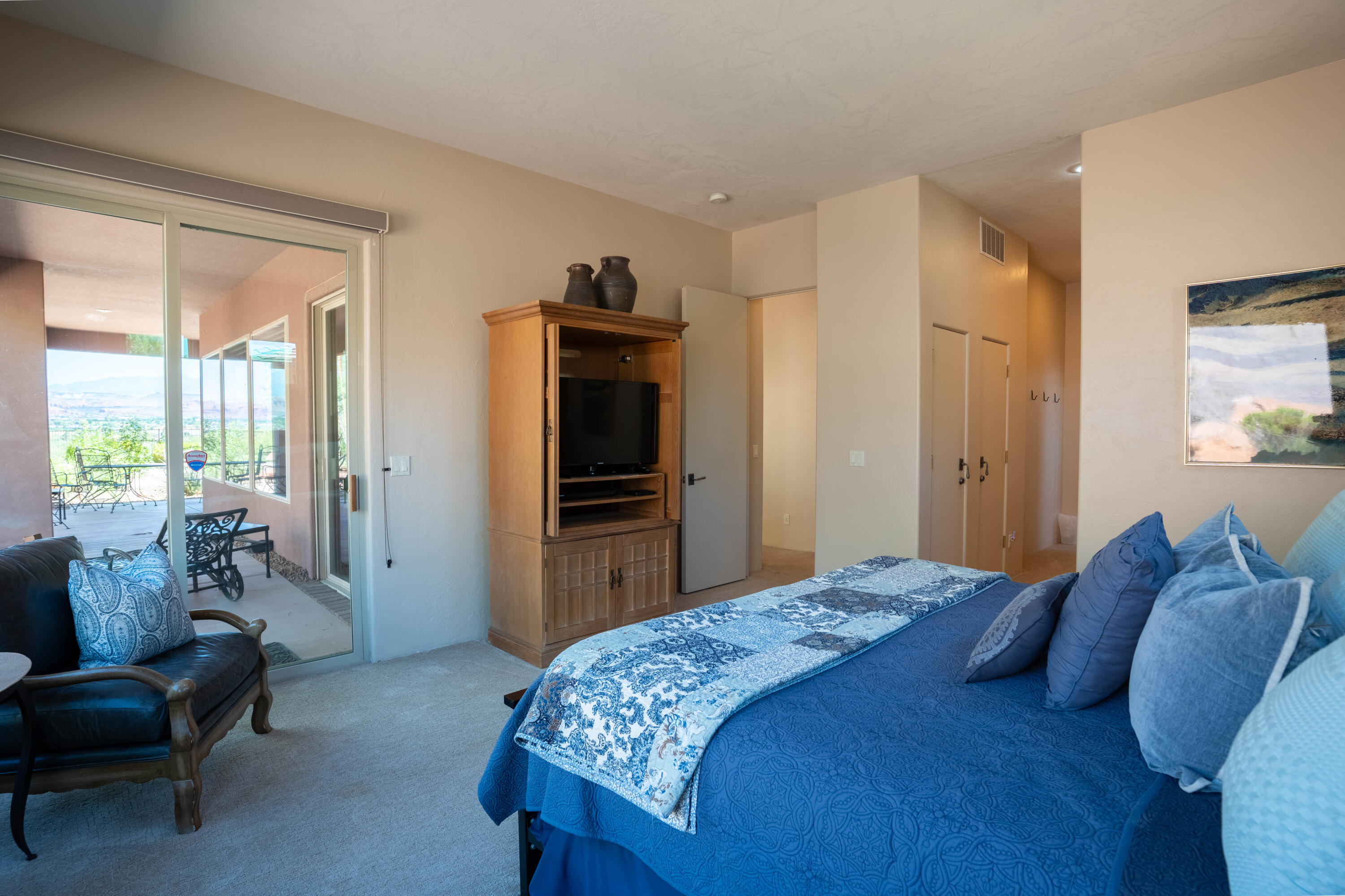 CROWN POINT - Residential