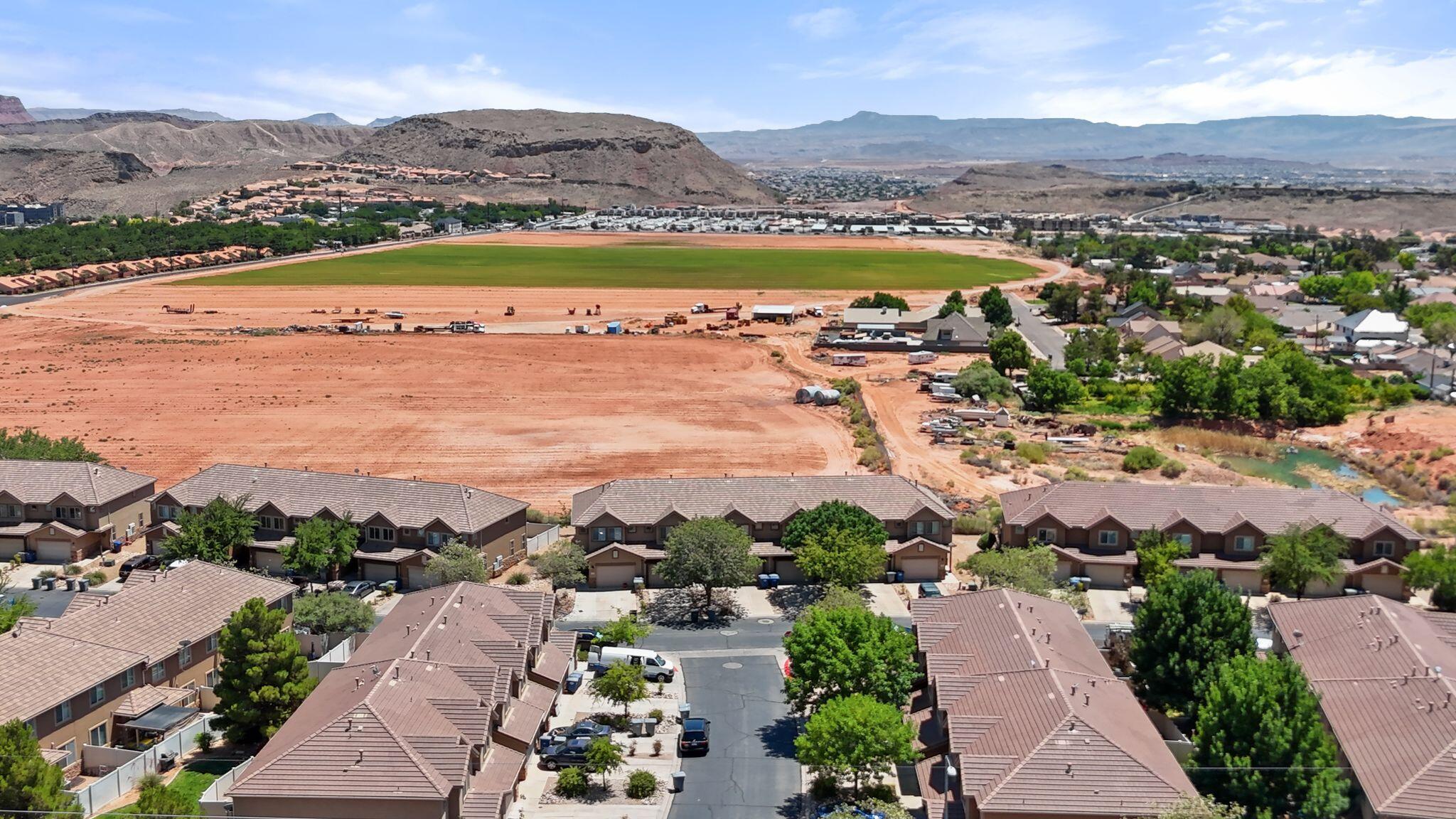 BLUFF VIEW TOWNHOMES - Residential