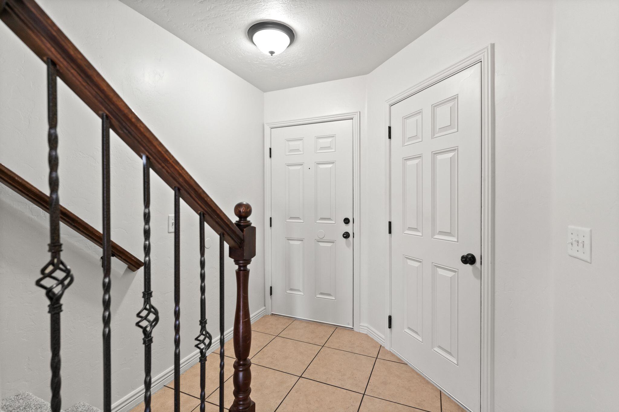 BLUFF VIEW TOWNHOMES - Residential