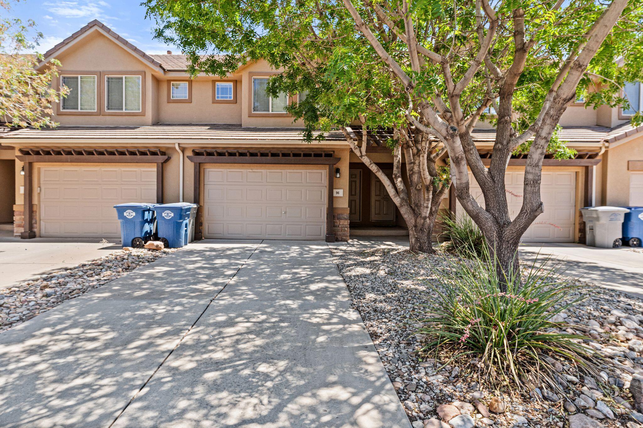 BLUFF VIEW TOWNHOMES - Residential