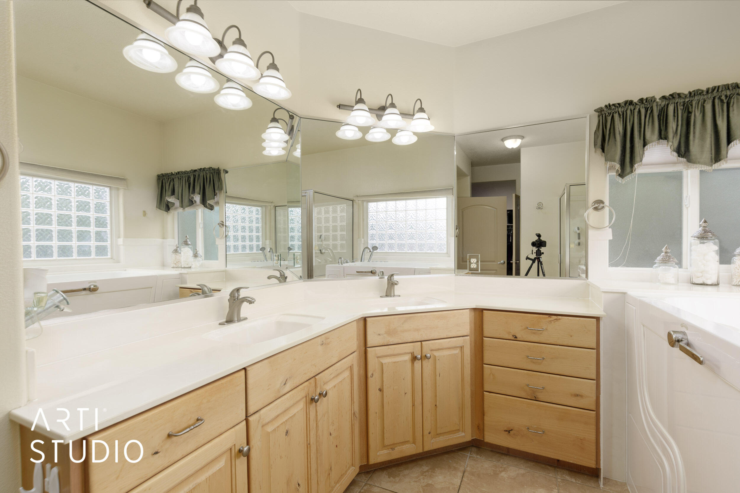 EMERALD SPRINGS TOWNHOMES - Residential