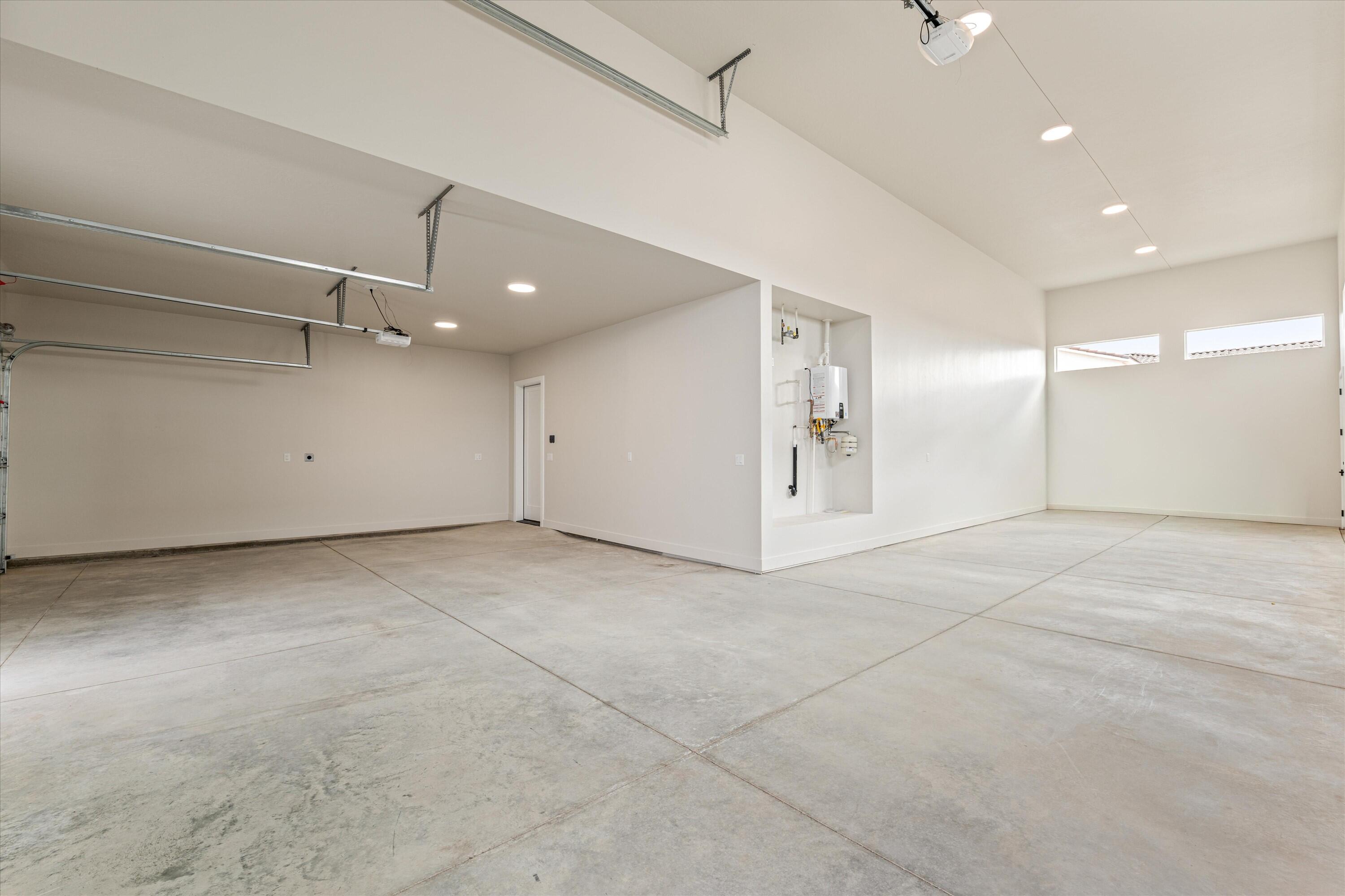 CRIMSON VISTAS - Residential