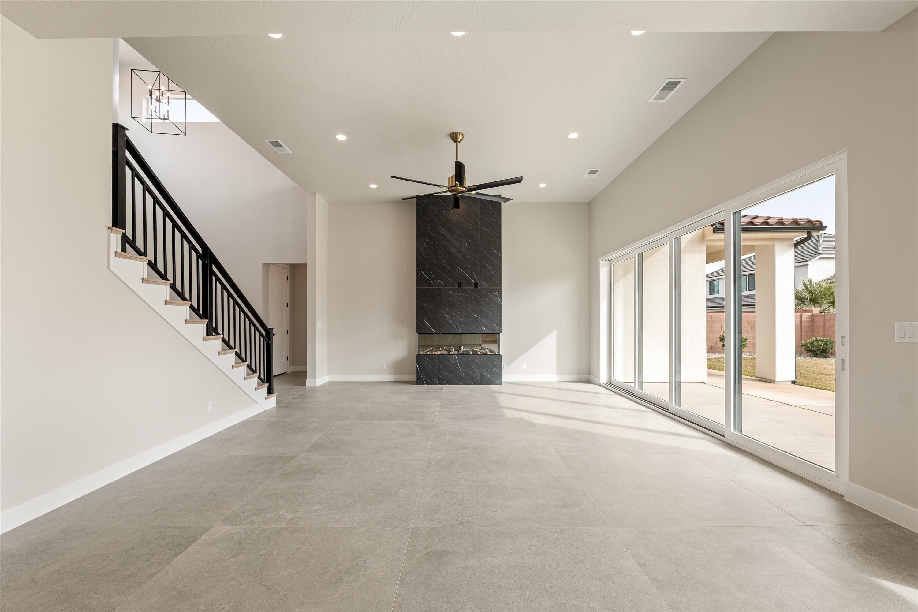 CRIMSON VISTAS - Residential