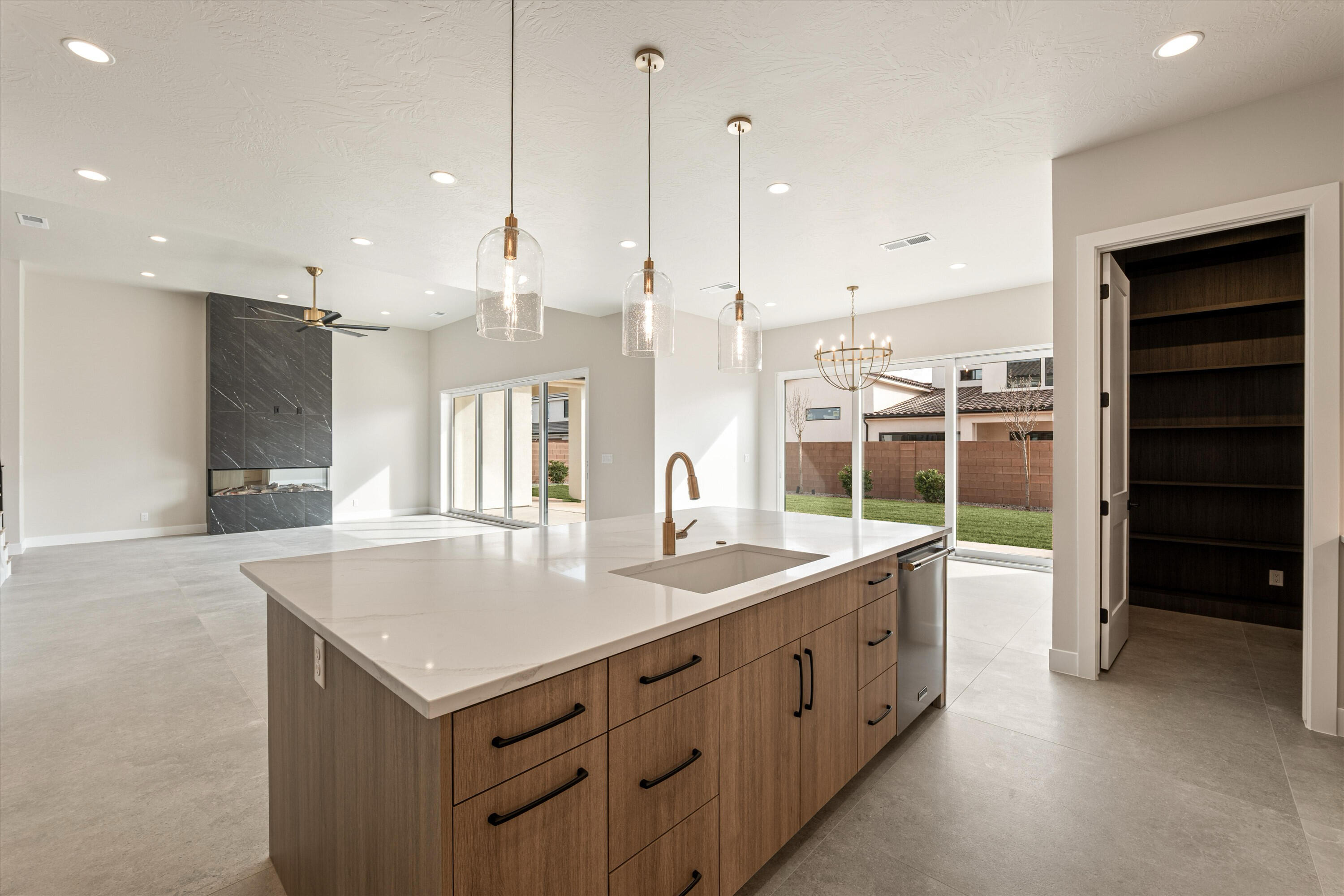 CRIMSON VISTAS - Residential