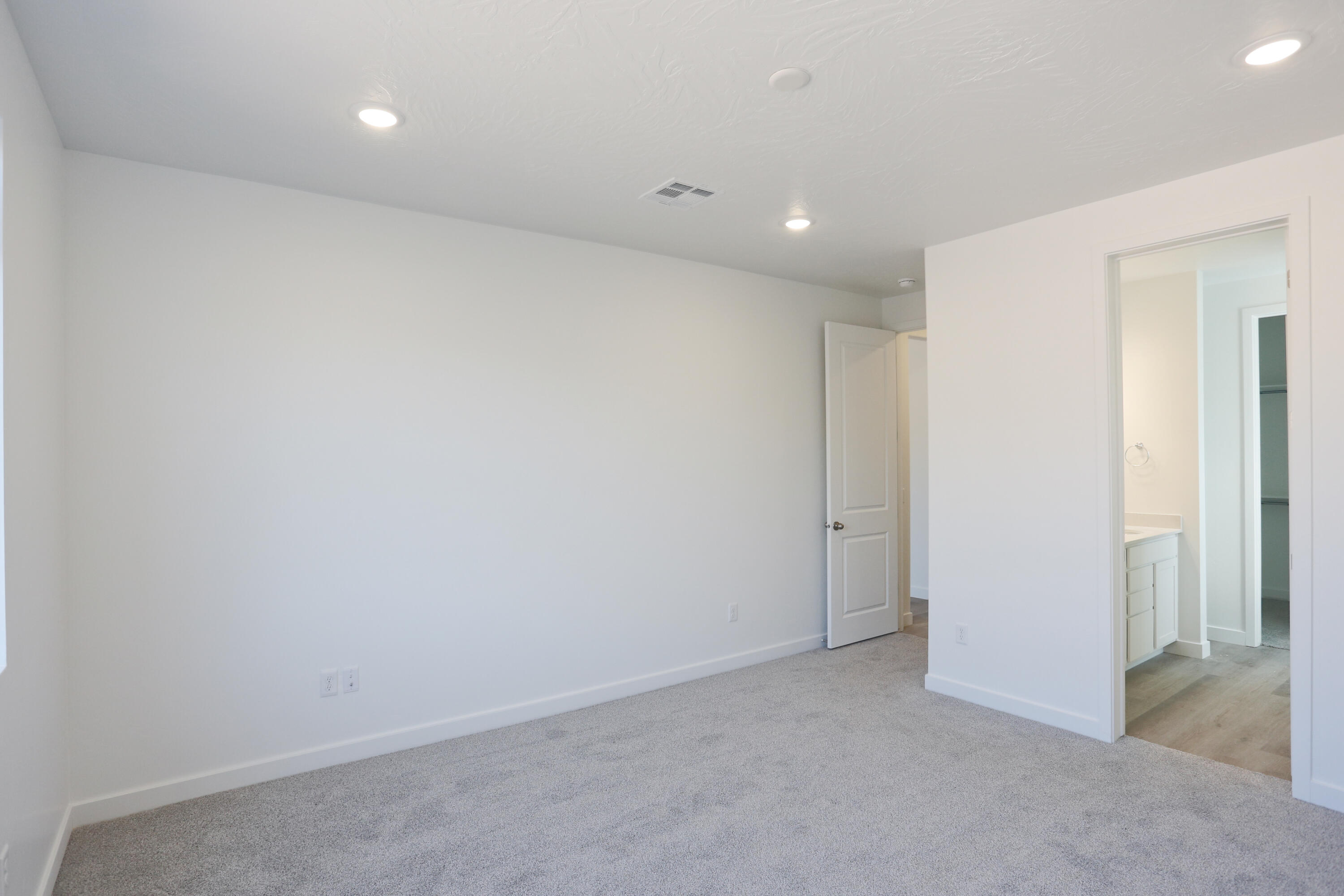 CORDERO - Residential