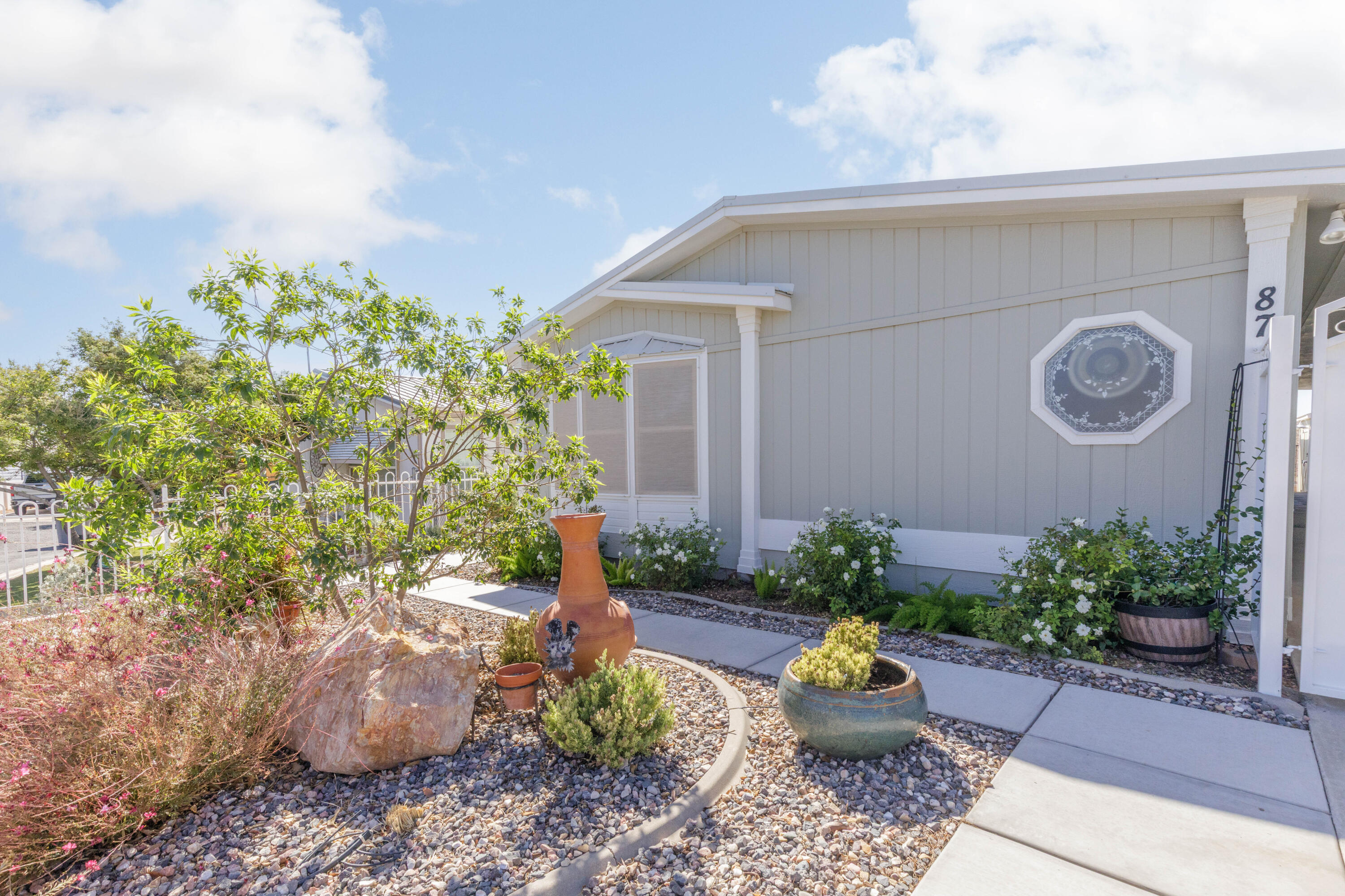 LAVA BLUFF MOBILE HOME PARK - Residential