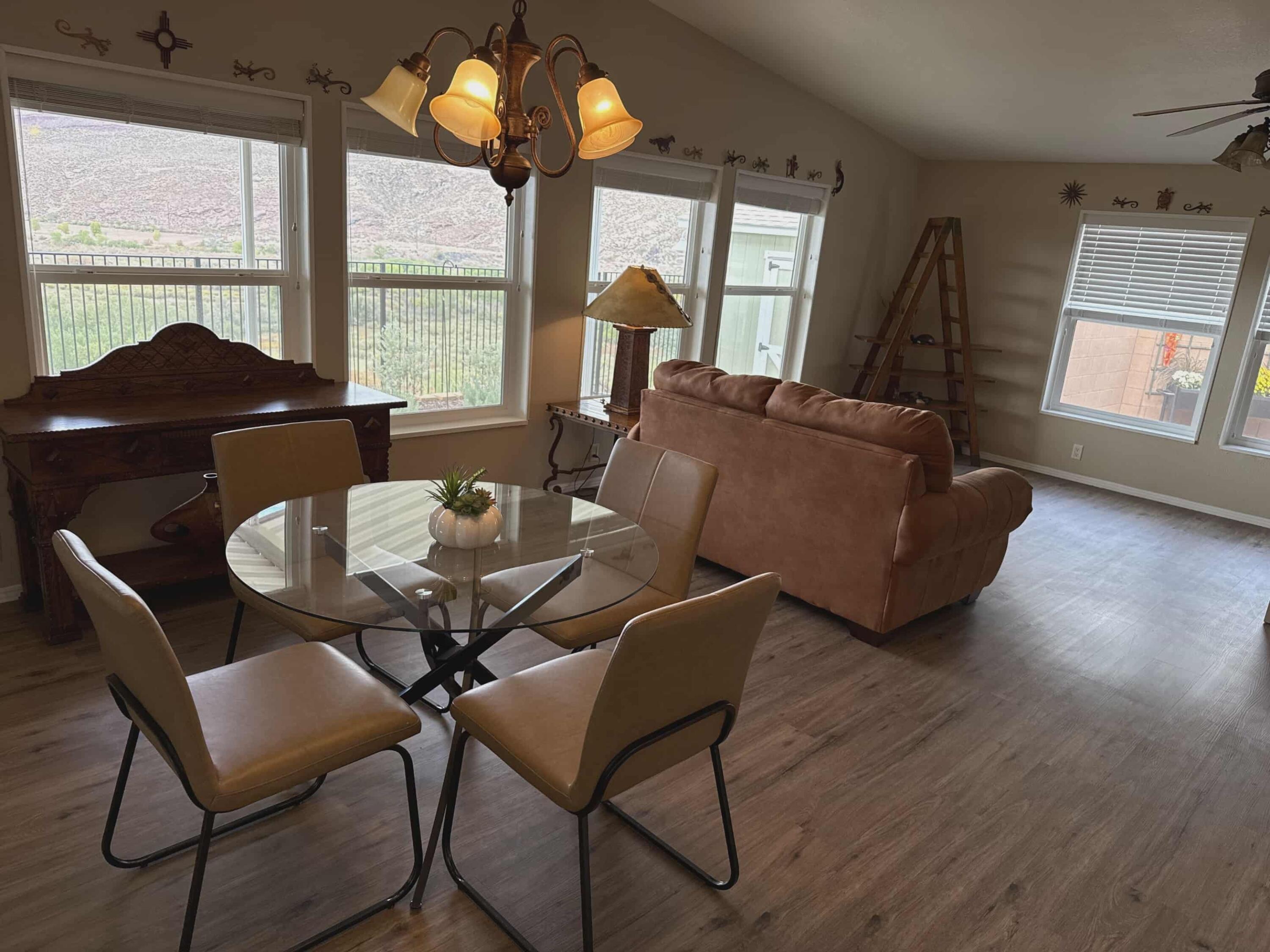 LAVA BLUFF MOBILE HOME PARK - Residential