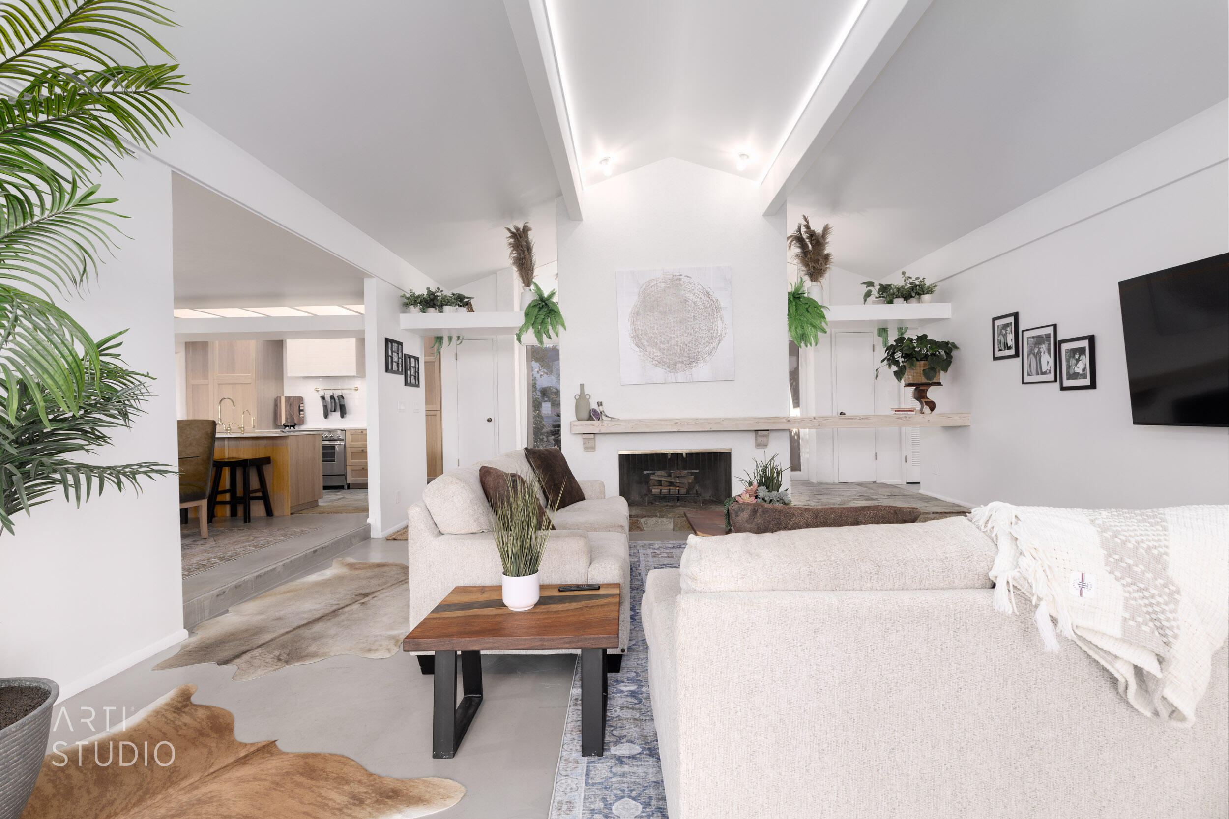 BLOOMINGTON COUNTRY CLUB - Residential