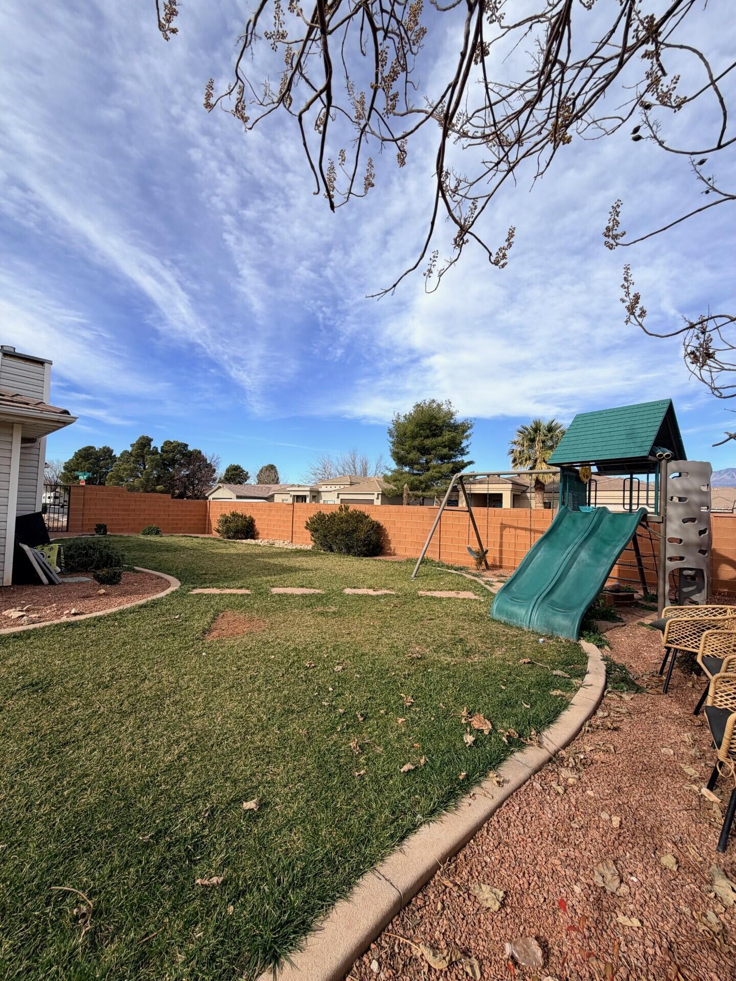 CANTERWOOD ESTATES - Residential