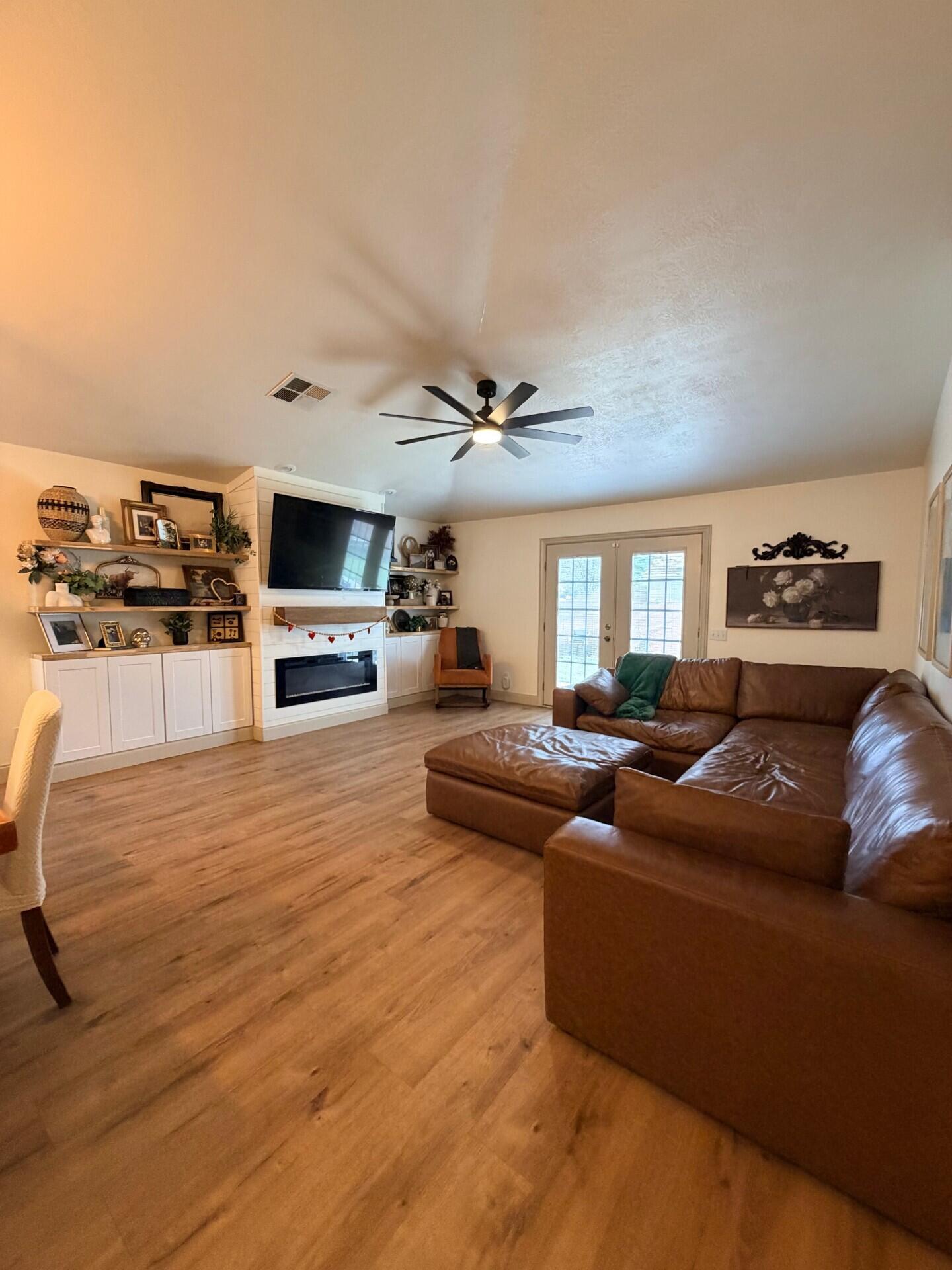 CANTERWOOD ESTATES - Residential