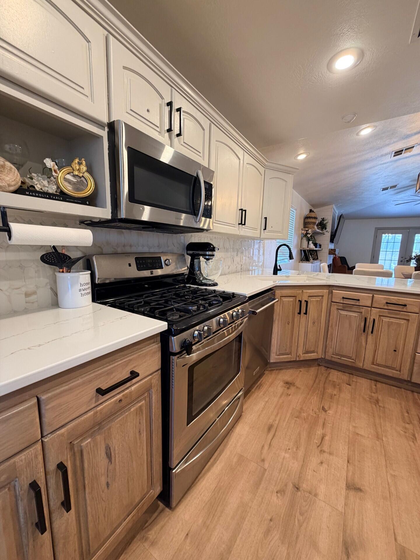 CANTERWOOD ESTATES - Residential