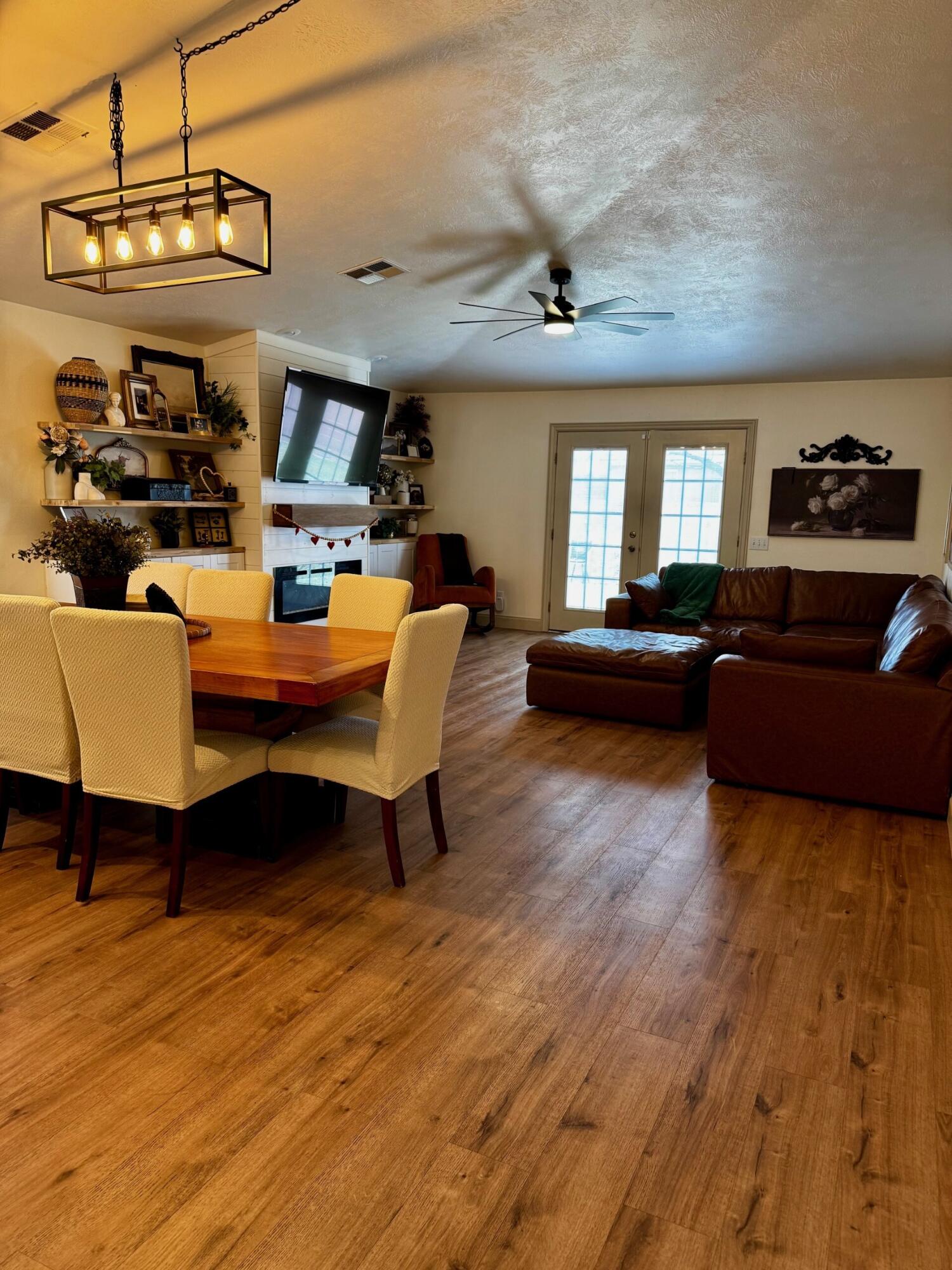 CANTERWOOD ESTATES - Residential