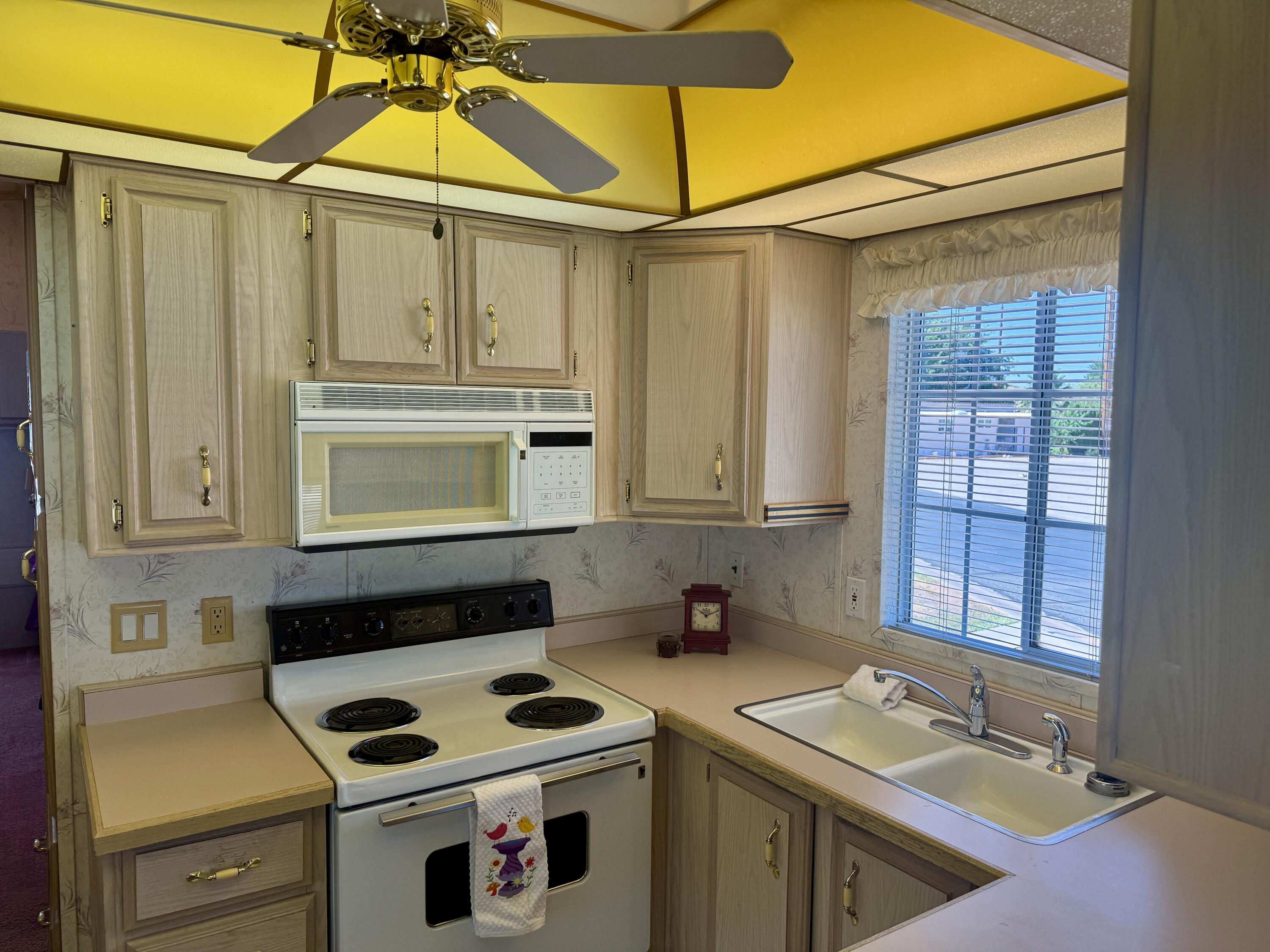 WORLDWIDE SUN RESORT - Residential