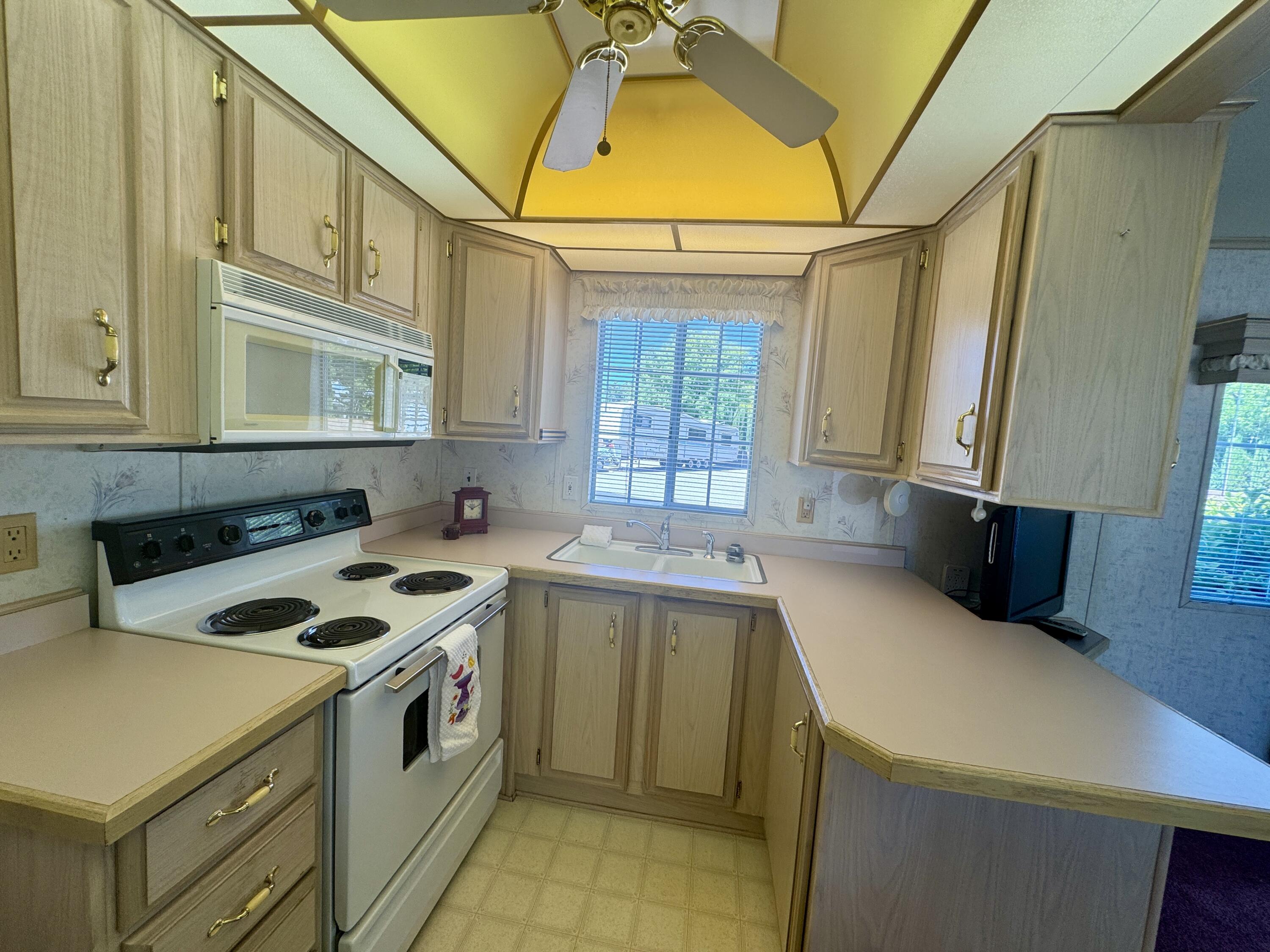 WORLDWIDE SUN RESORT - Residential