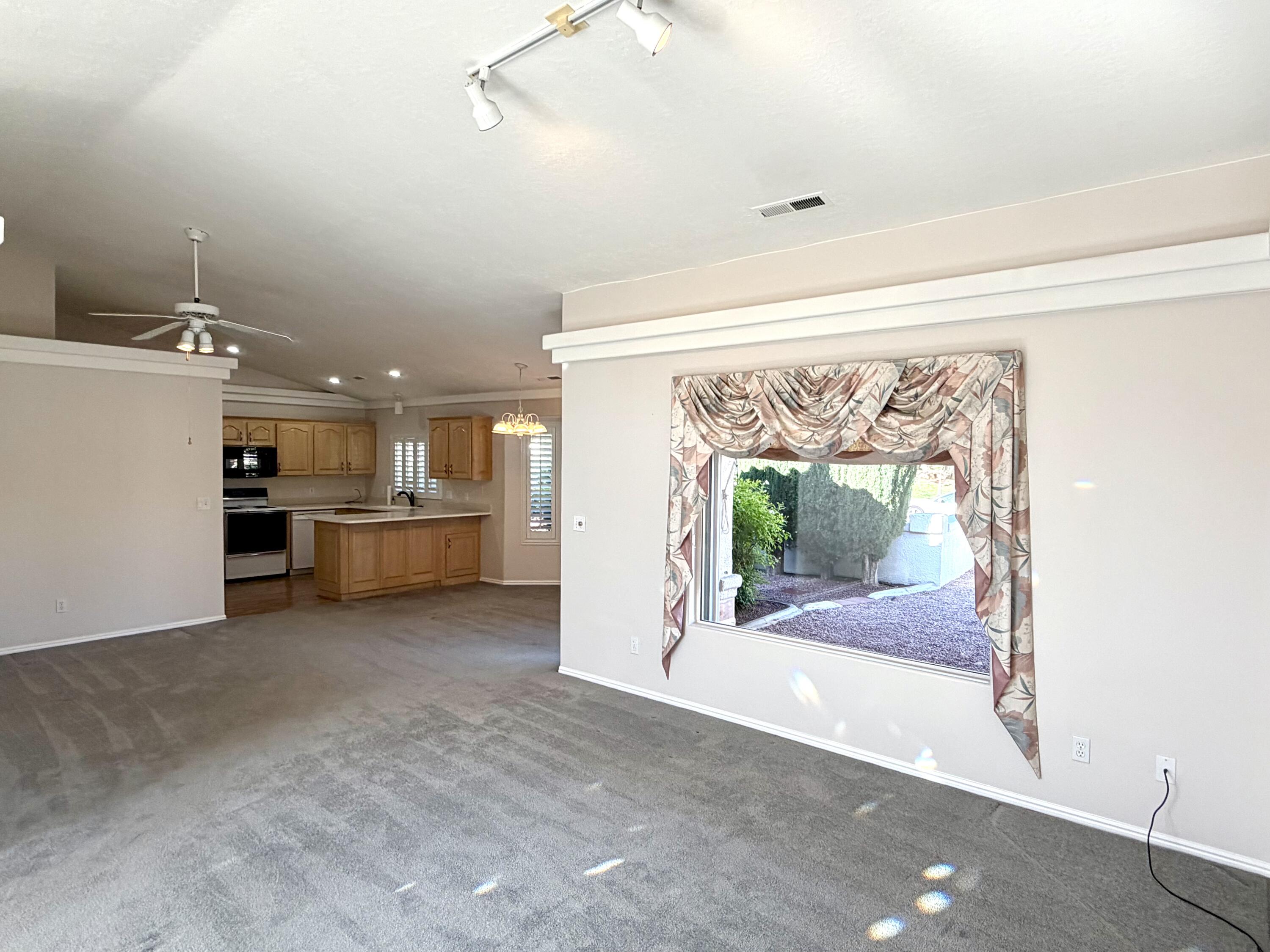 DESERT IMAGES TOWNHOMES - Residential