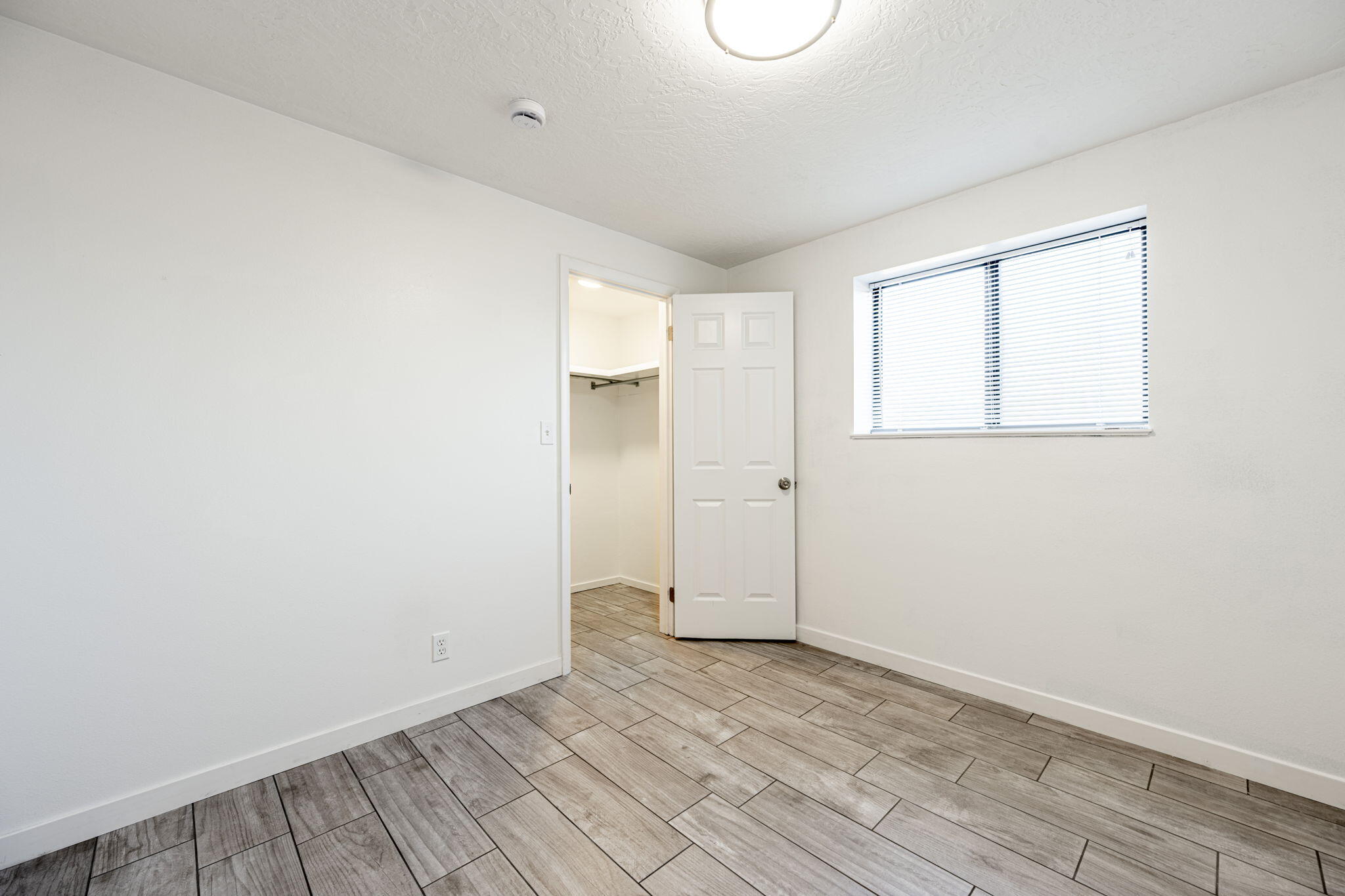 BLOOMINGTON HILLS - Residential