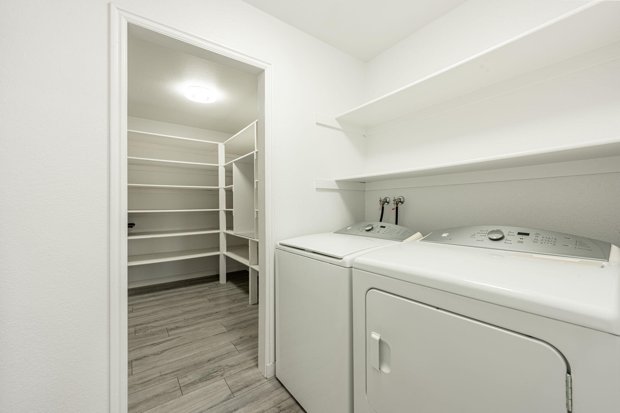 BLOOMINGTON HILLS - Residential