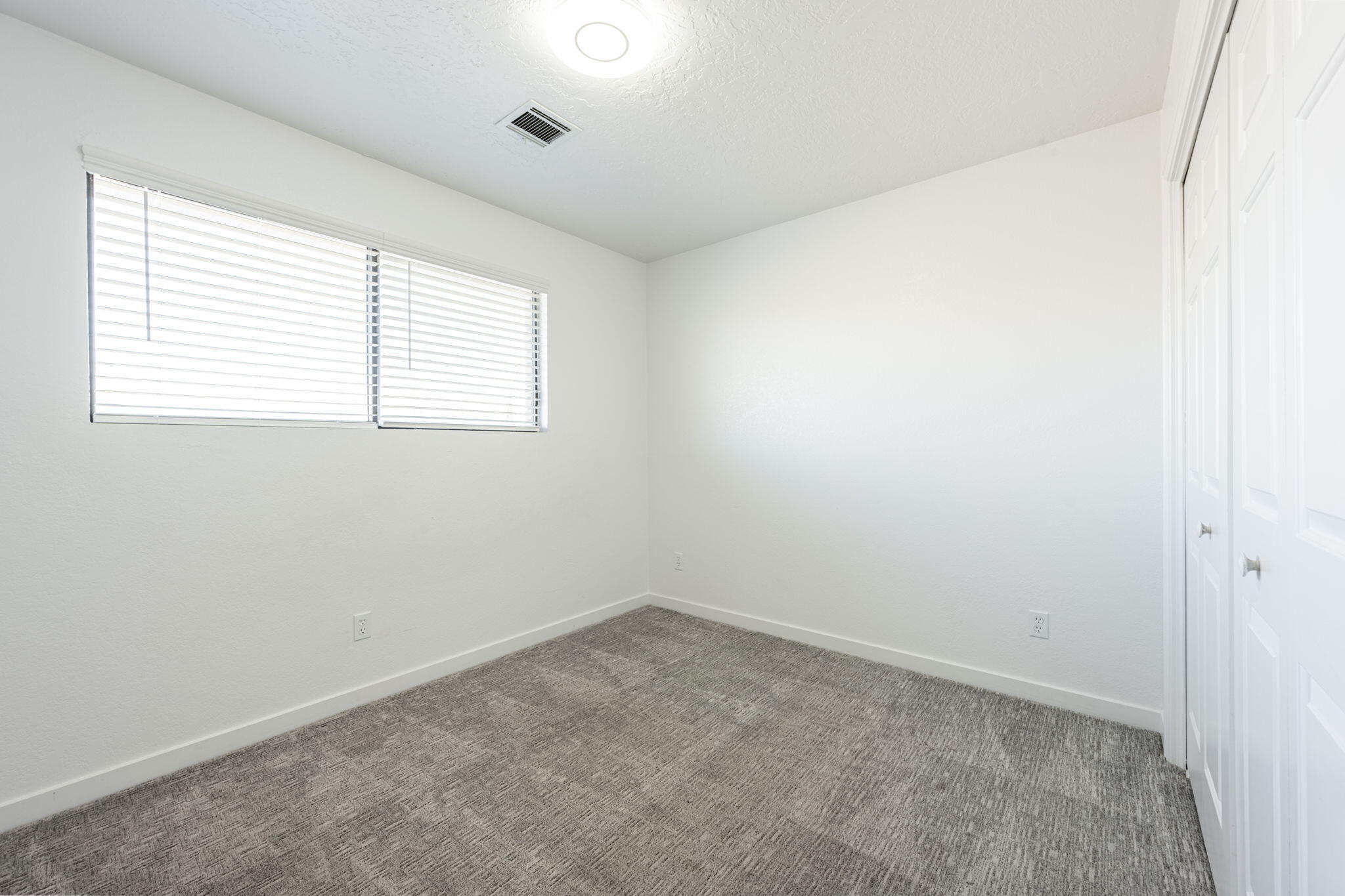 BLOOMINGTON HILLS - Residential