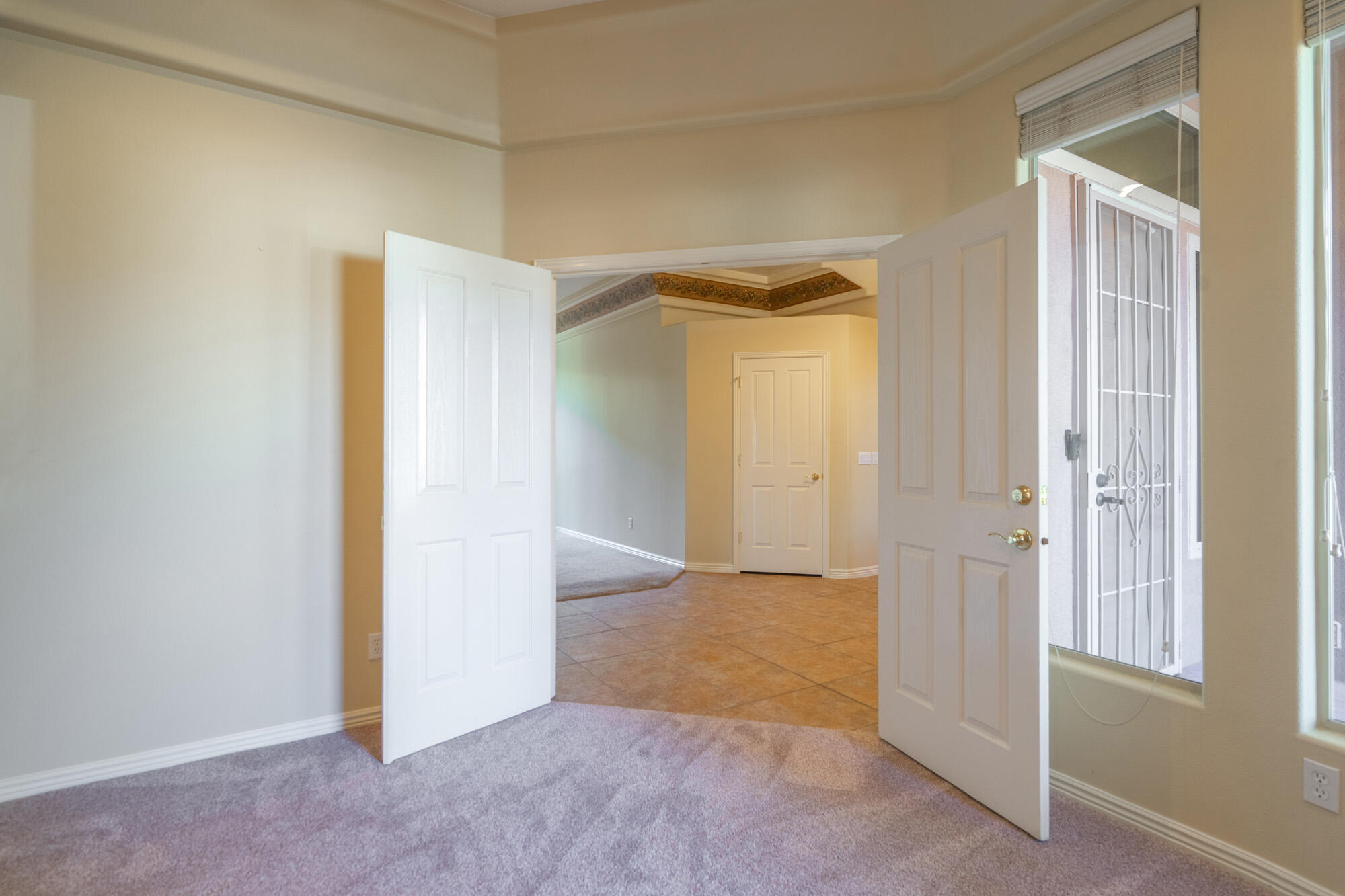 PARADISE CANYON - Residential