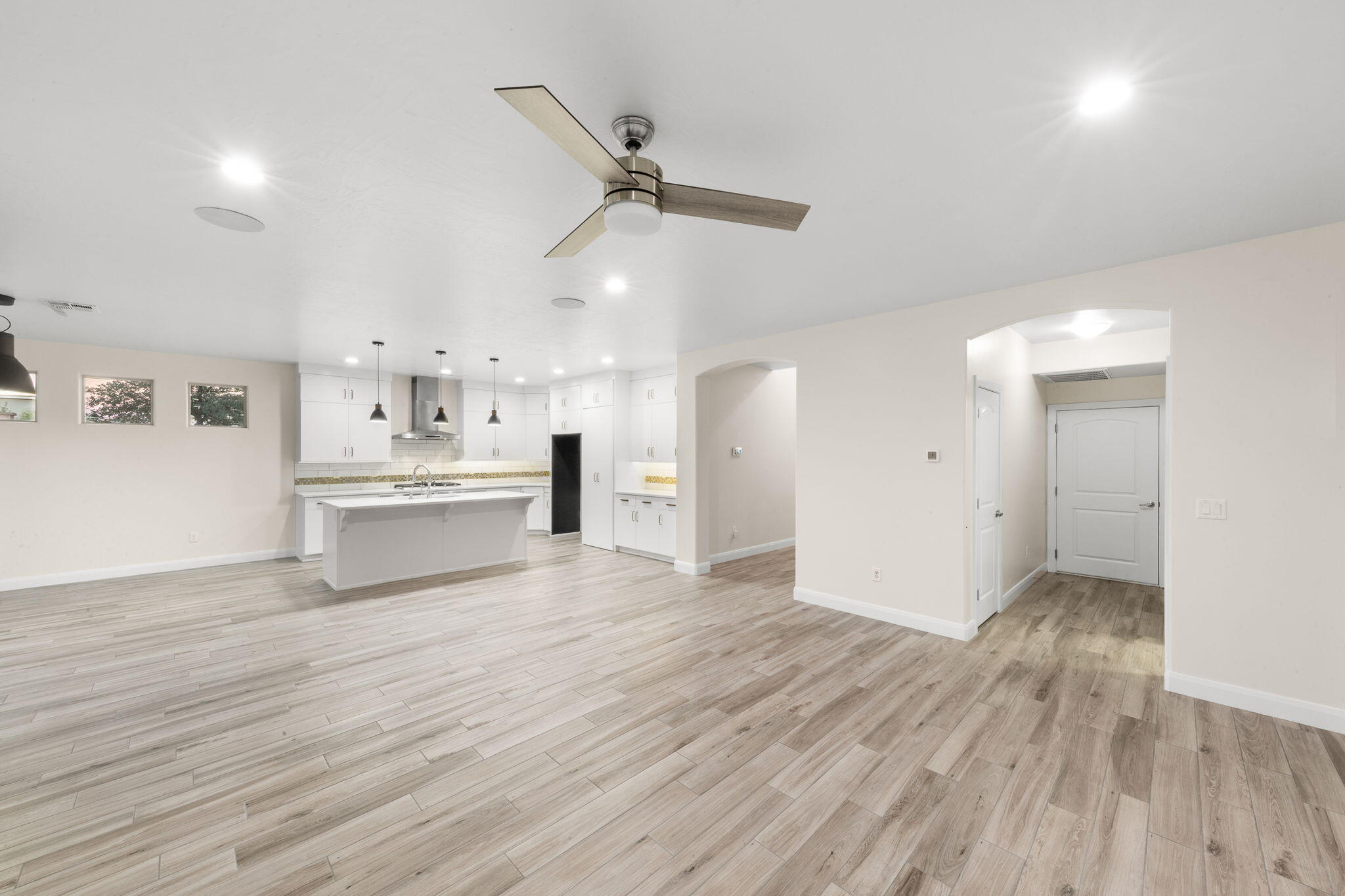 GENTRY LANE - Residential