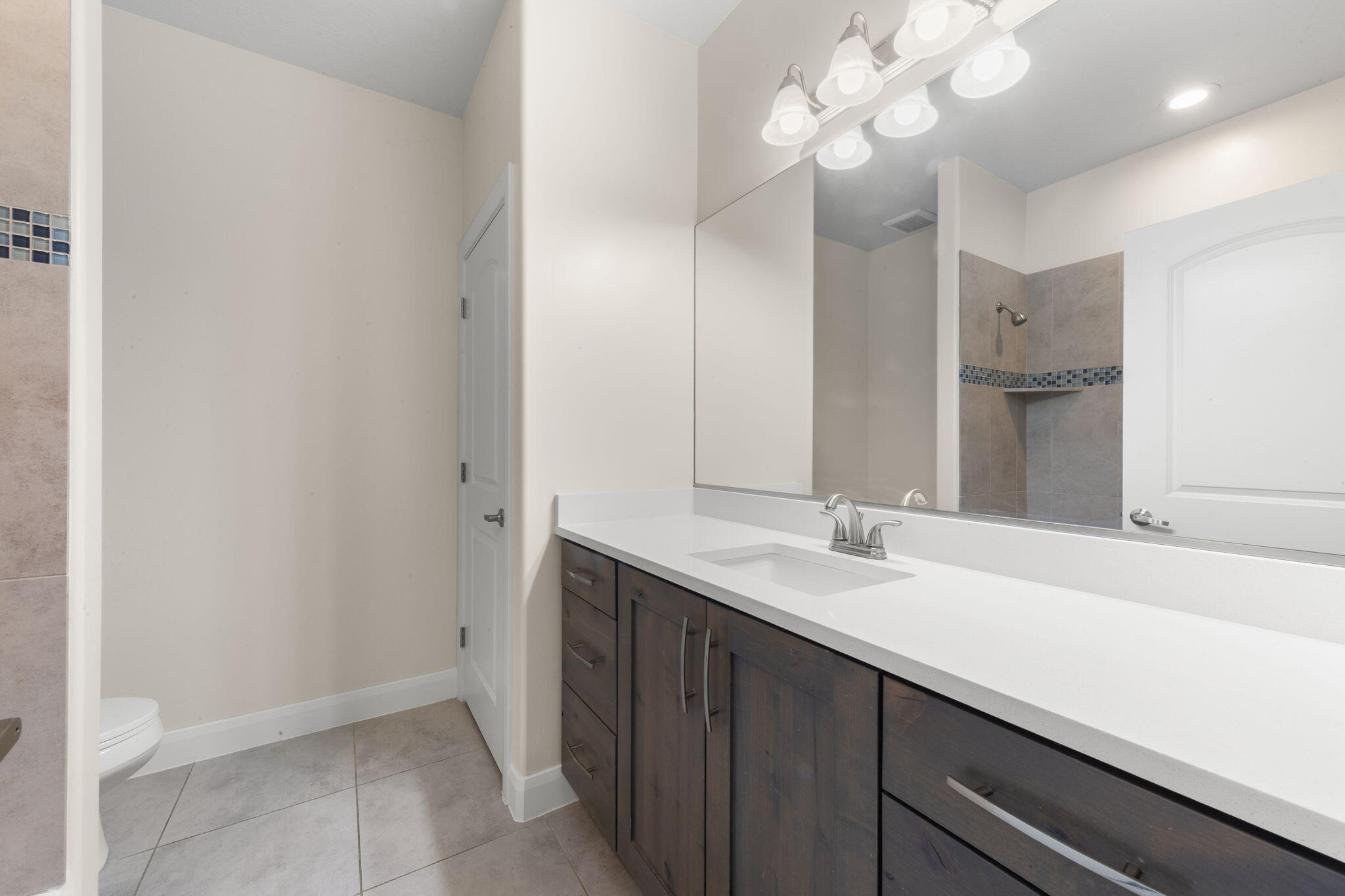 GENTRY LANE - Residential