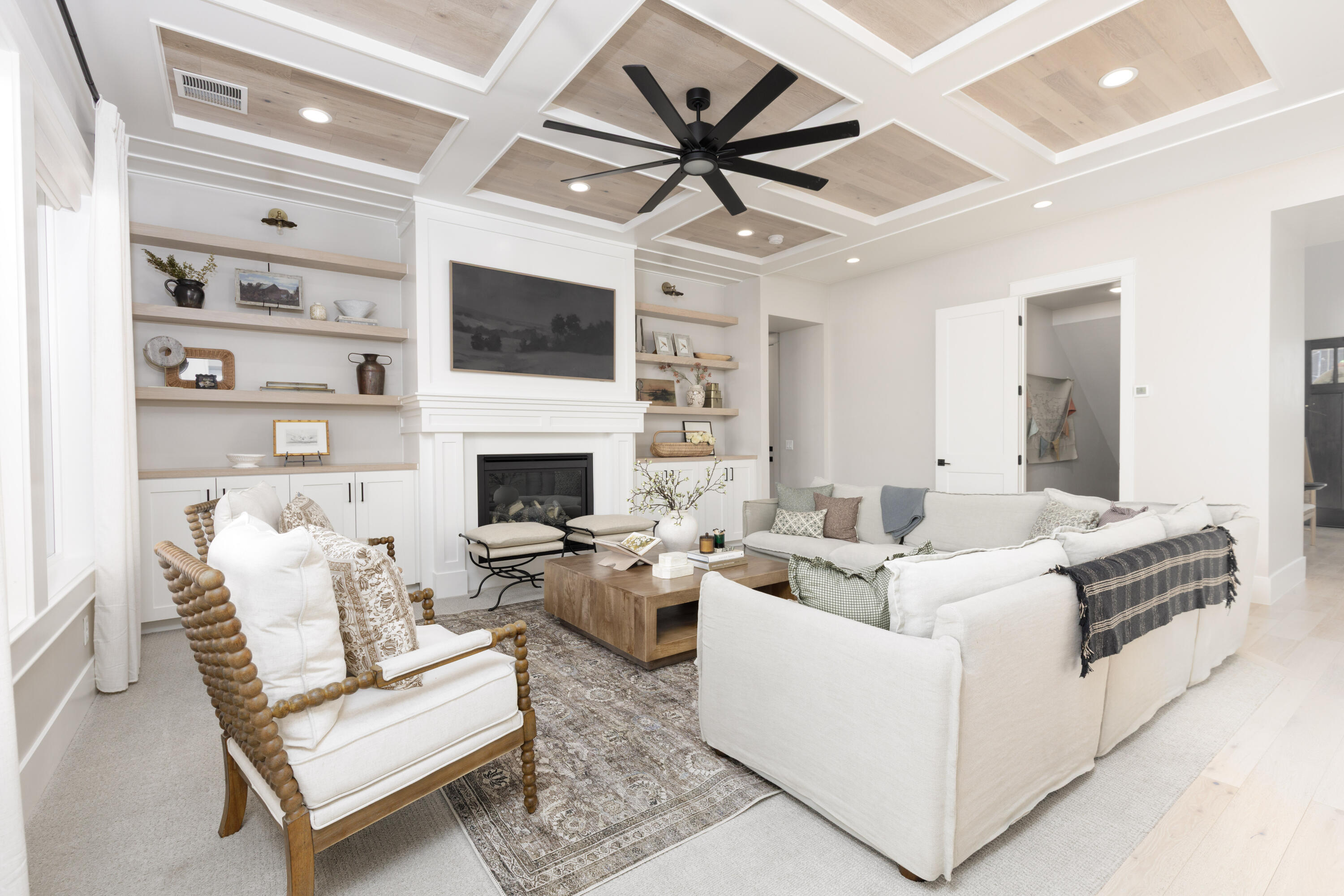 CRIMSON FIELDS - Residential