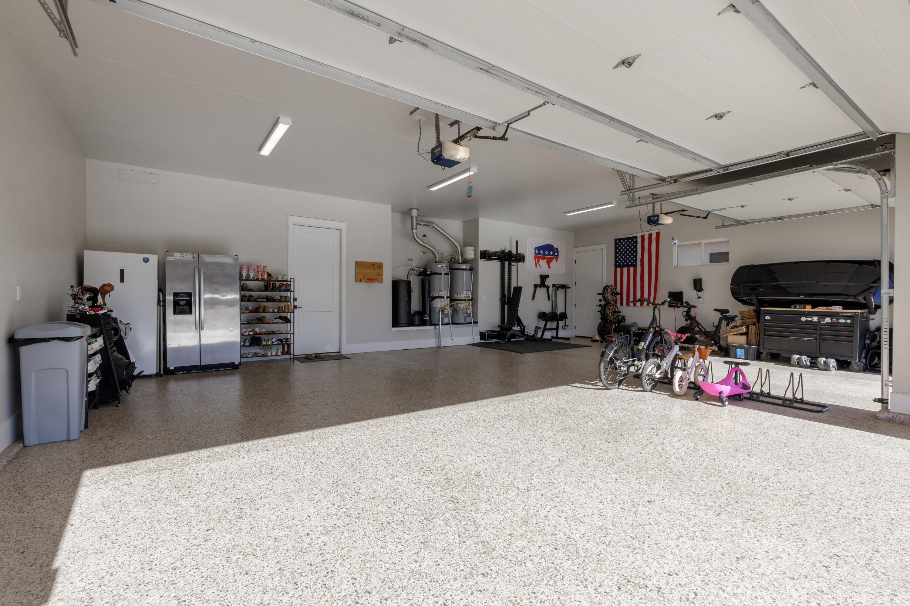 CRIMSON FIELDS - Residential